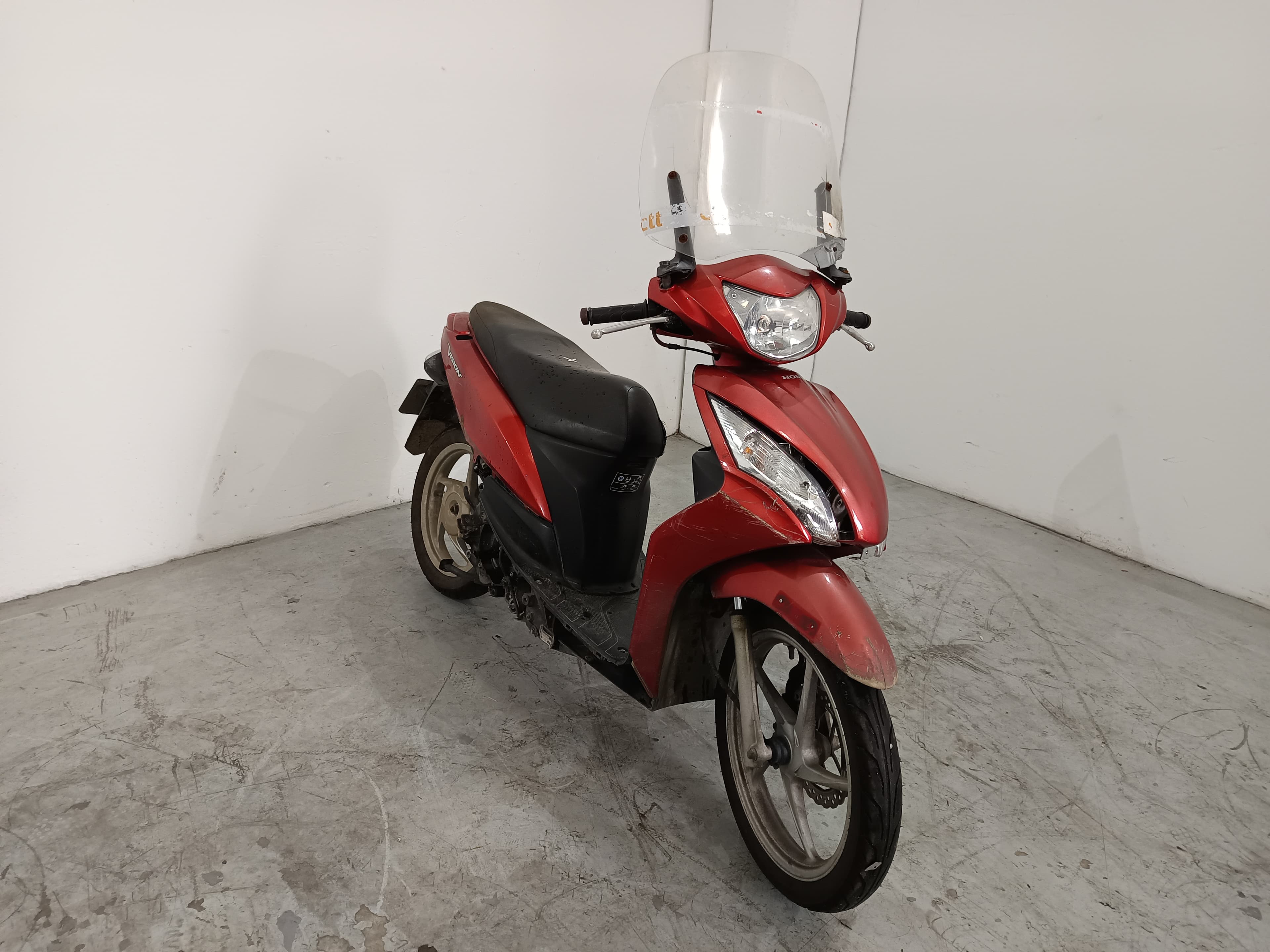 Honda Vision NSC 110 · Ano 2013 — imagen 2