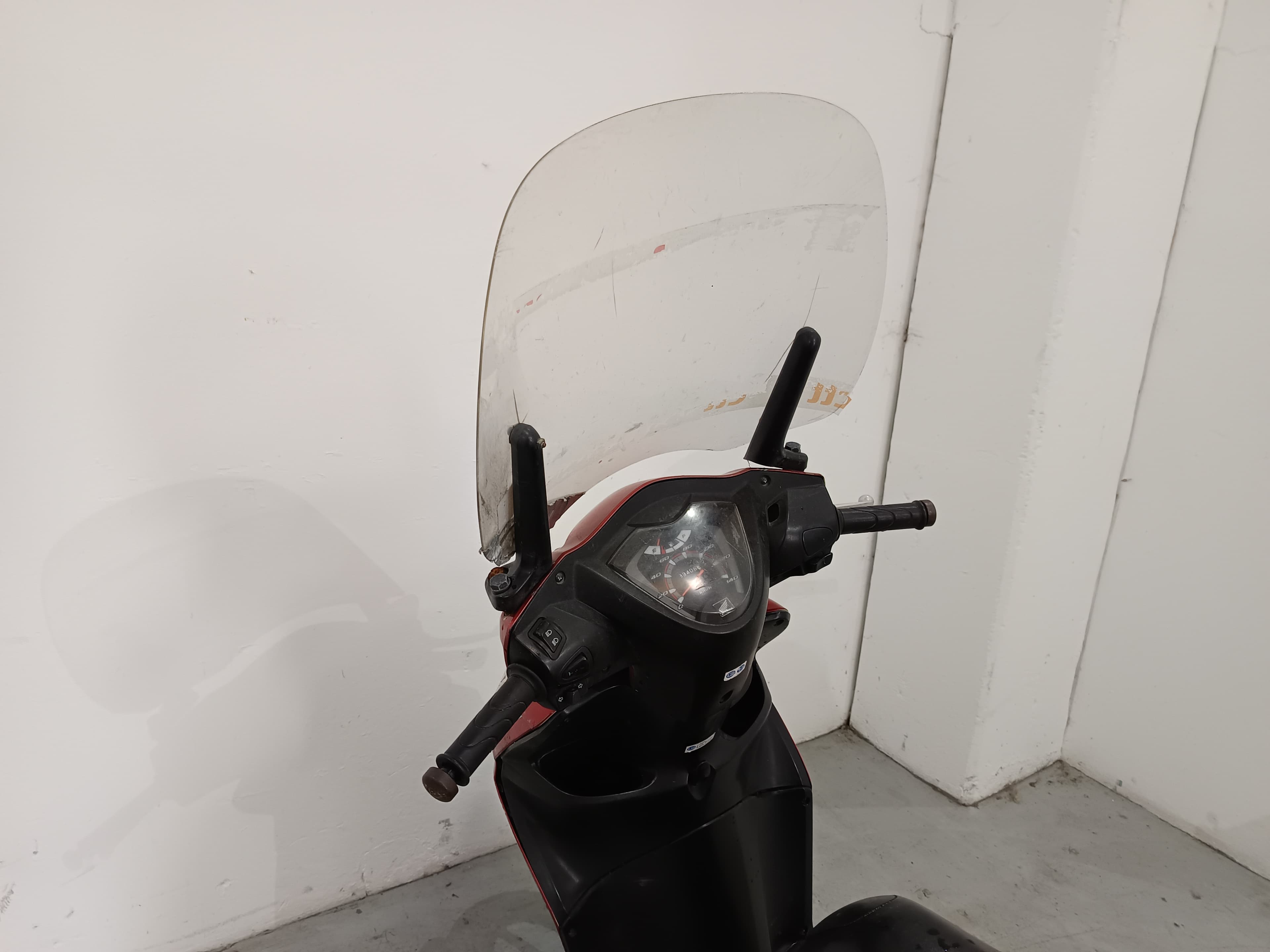 Honda Vision NSC 110 · Ano 2013 — imagen 10