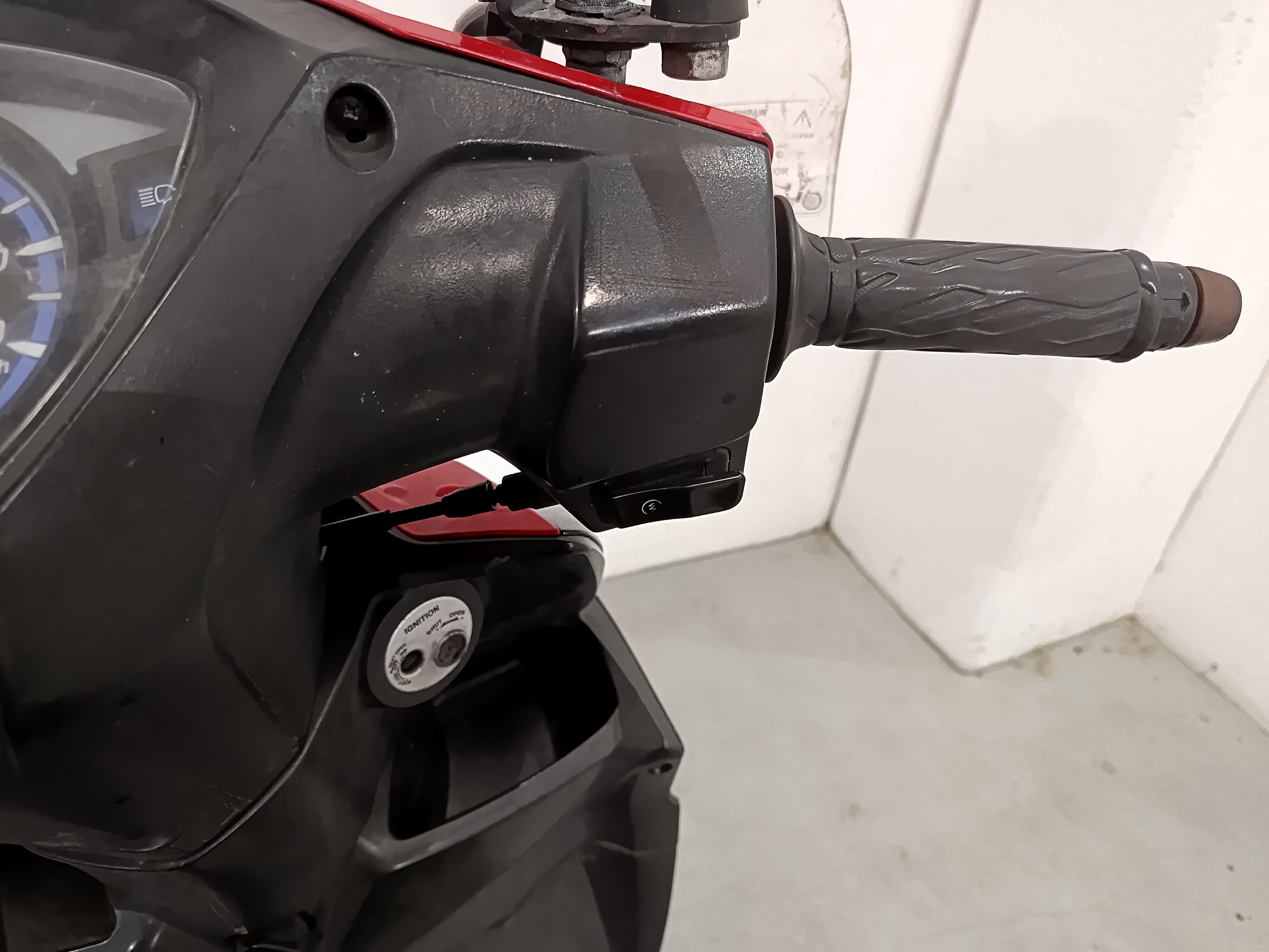 Suzuki UK 110 Adress · Ano 2015 — imagem 13