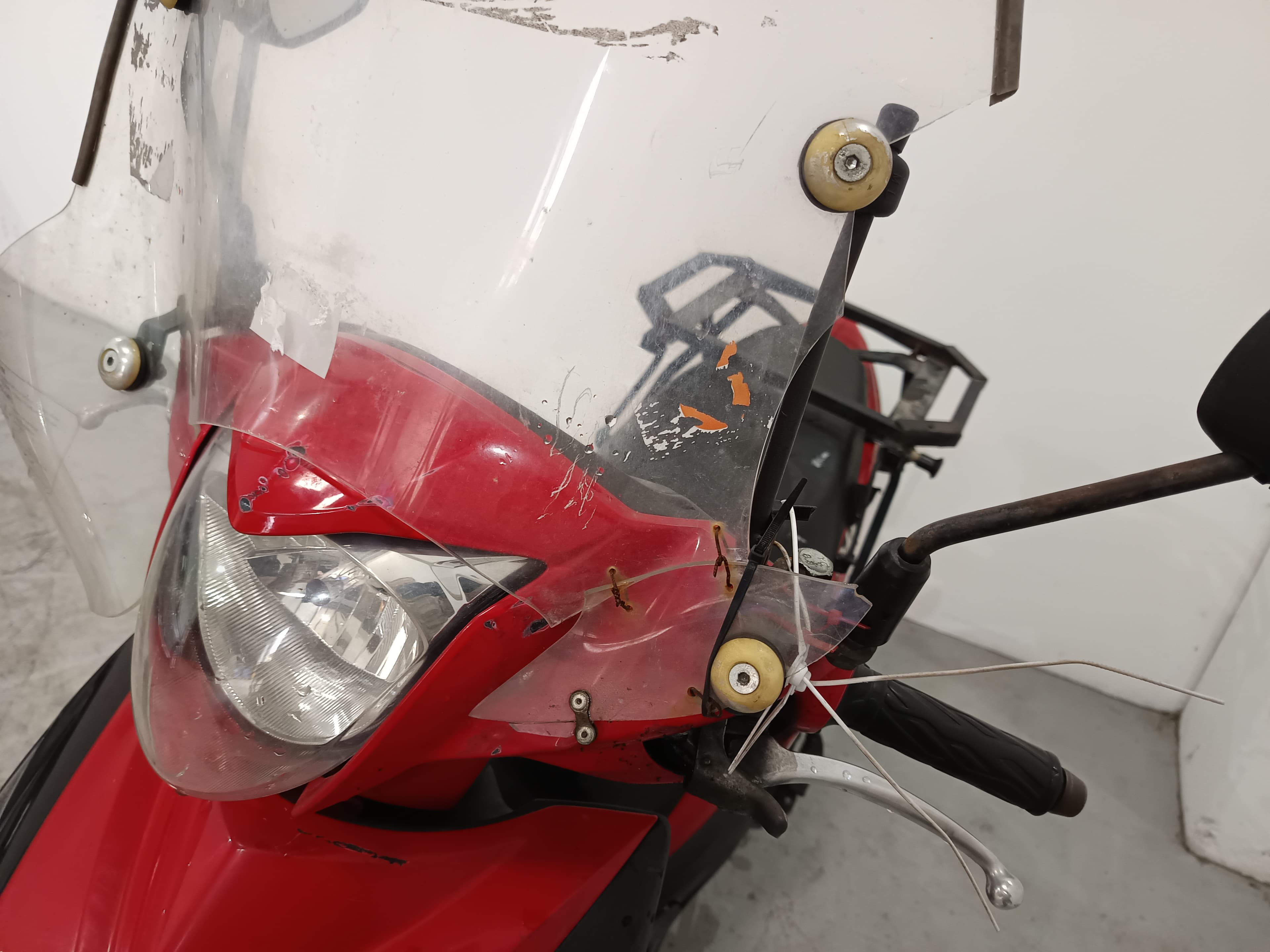Suzuki UK 110 Adress · Ano 2015 — imagem 5