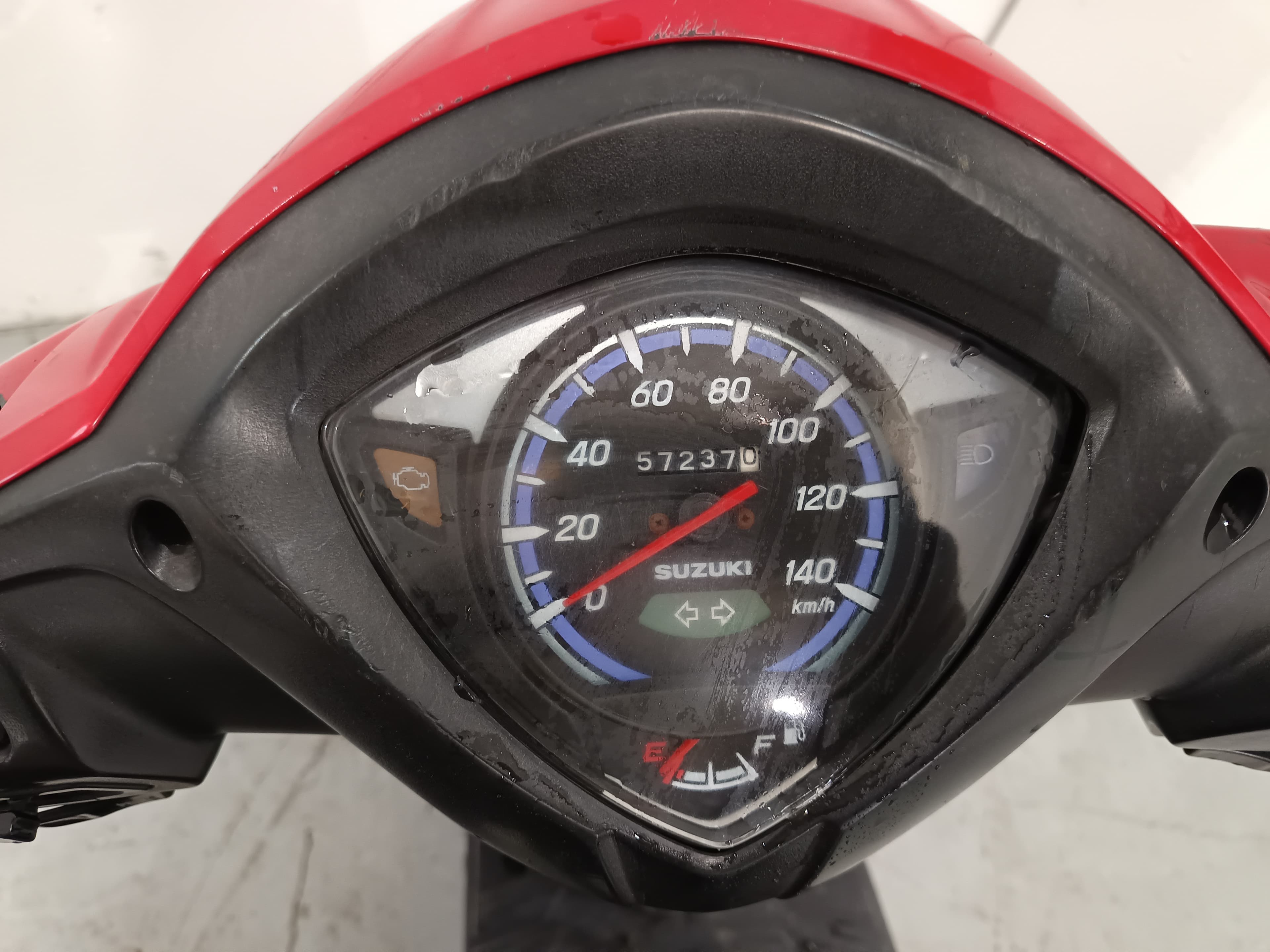 Suzuki UK 110 Adress · Ano 2015 — imagen 14