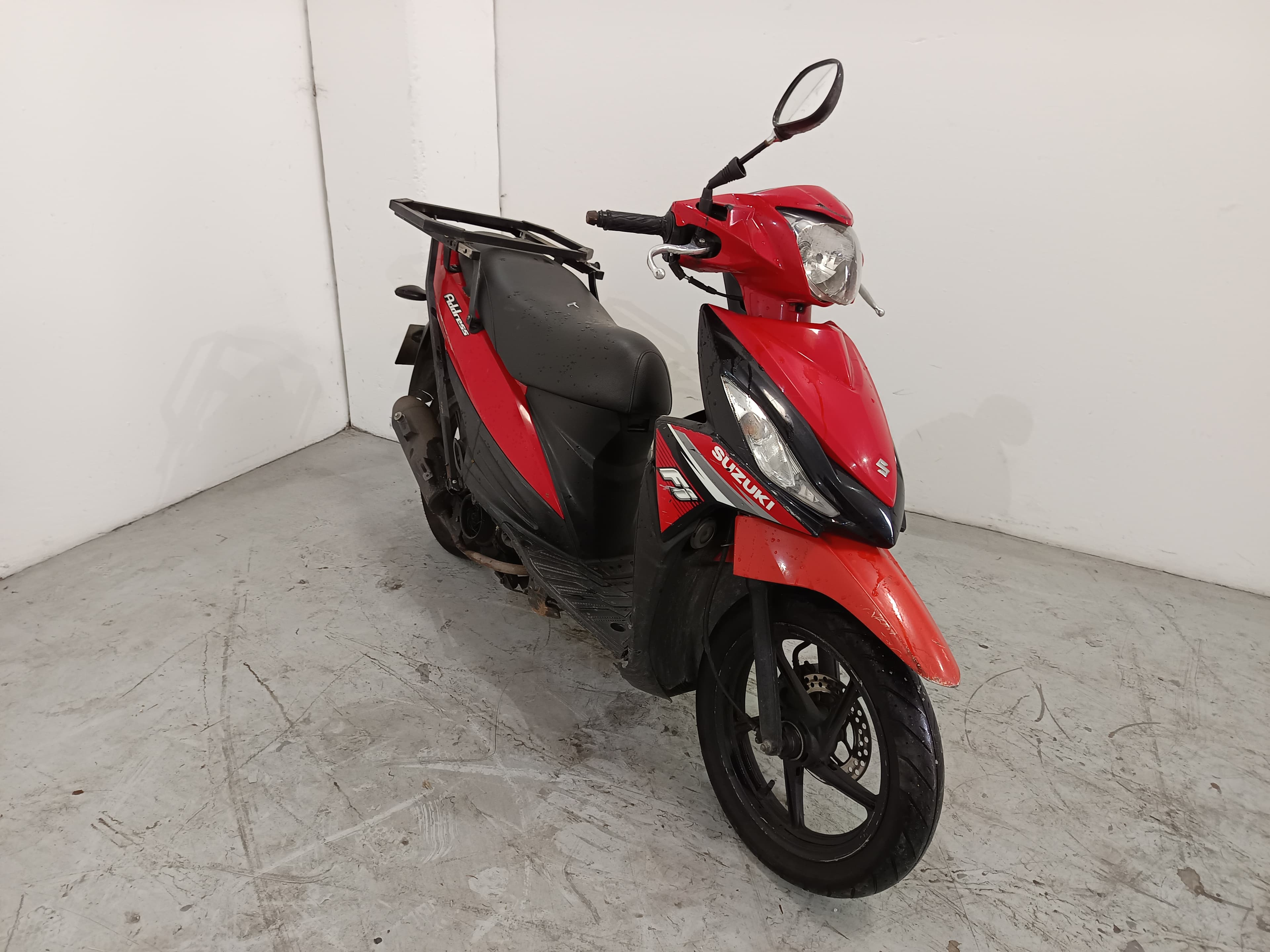 Suzuki UK 110 Adress · Ano 2015 — imagen 2