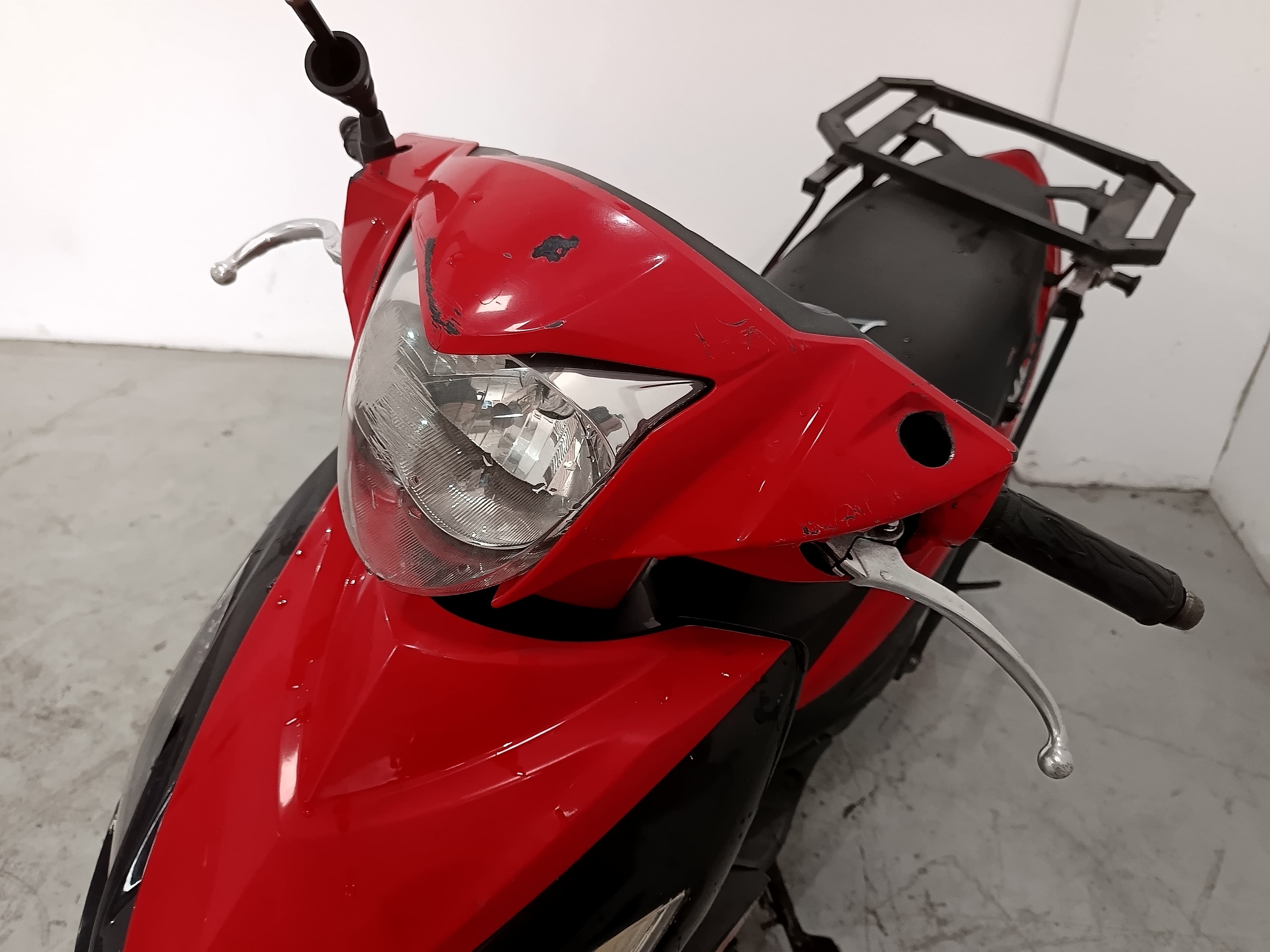 Suzuki UK 110 Adress · Ano 2015 — imagen 5