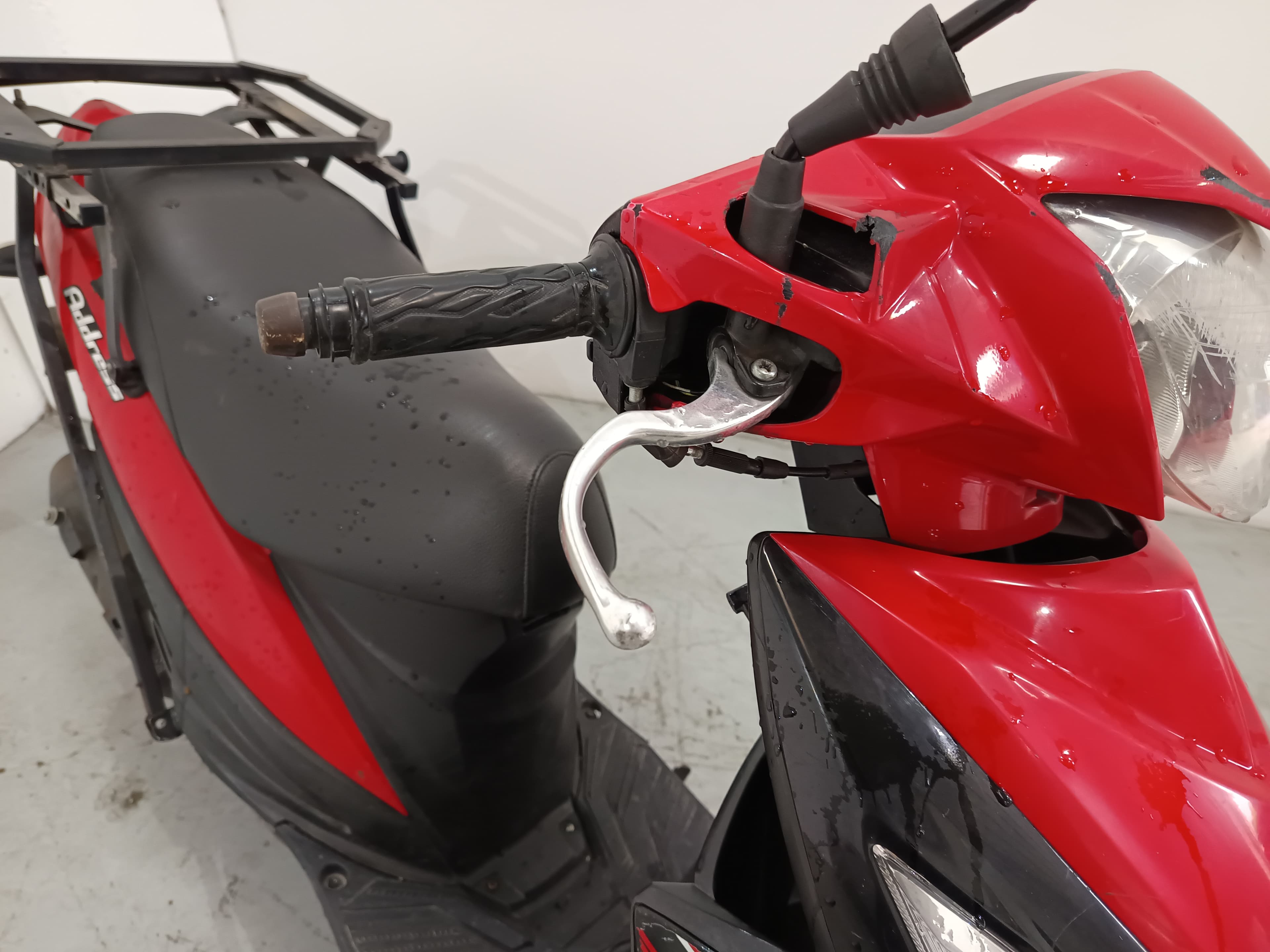Suzuki UK 110 Adress · Ano 2015 — imagen 4