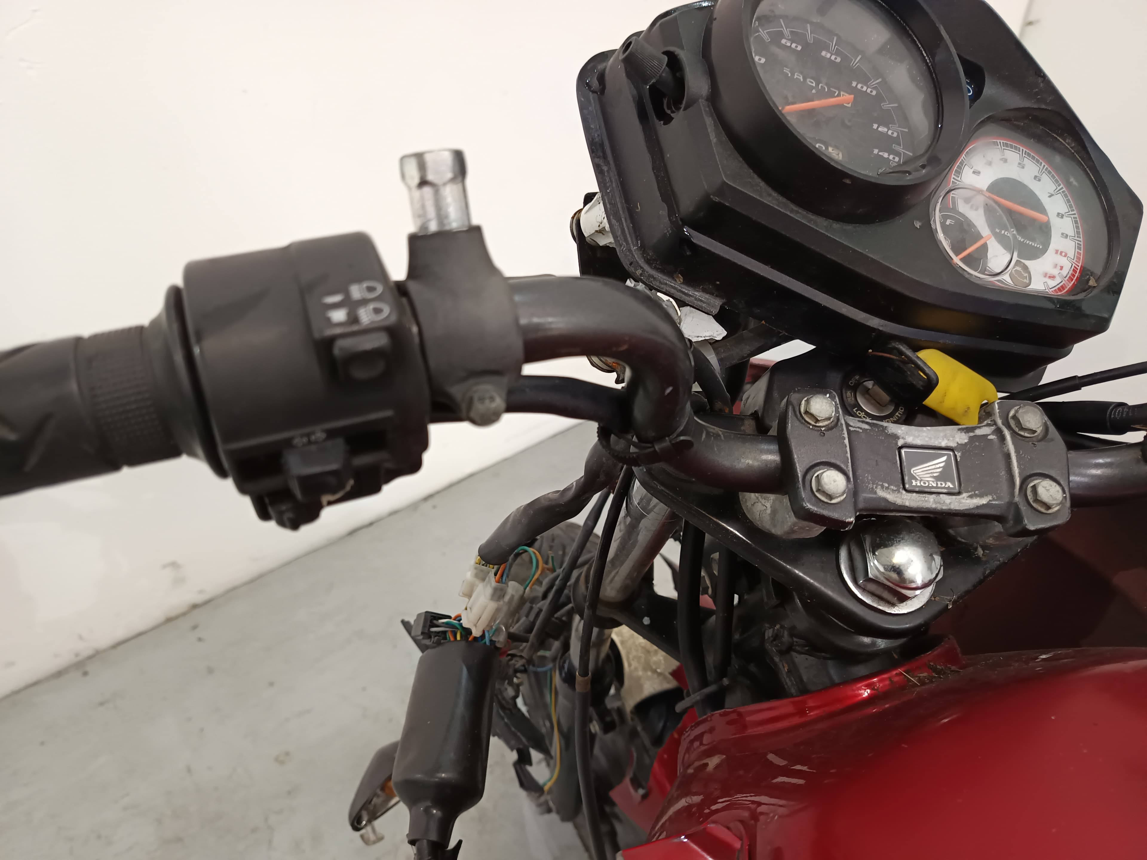 Honda CBF 125 · Ano 2014 — imagem 13