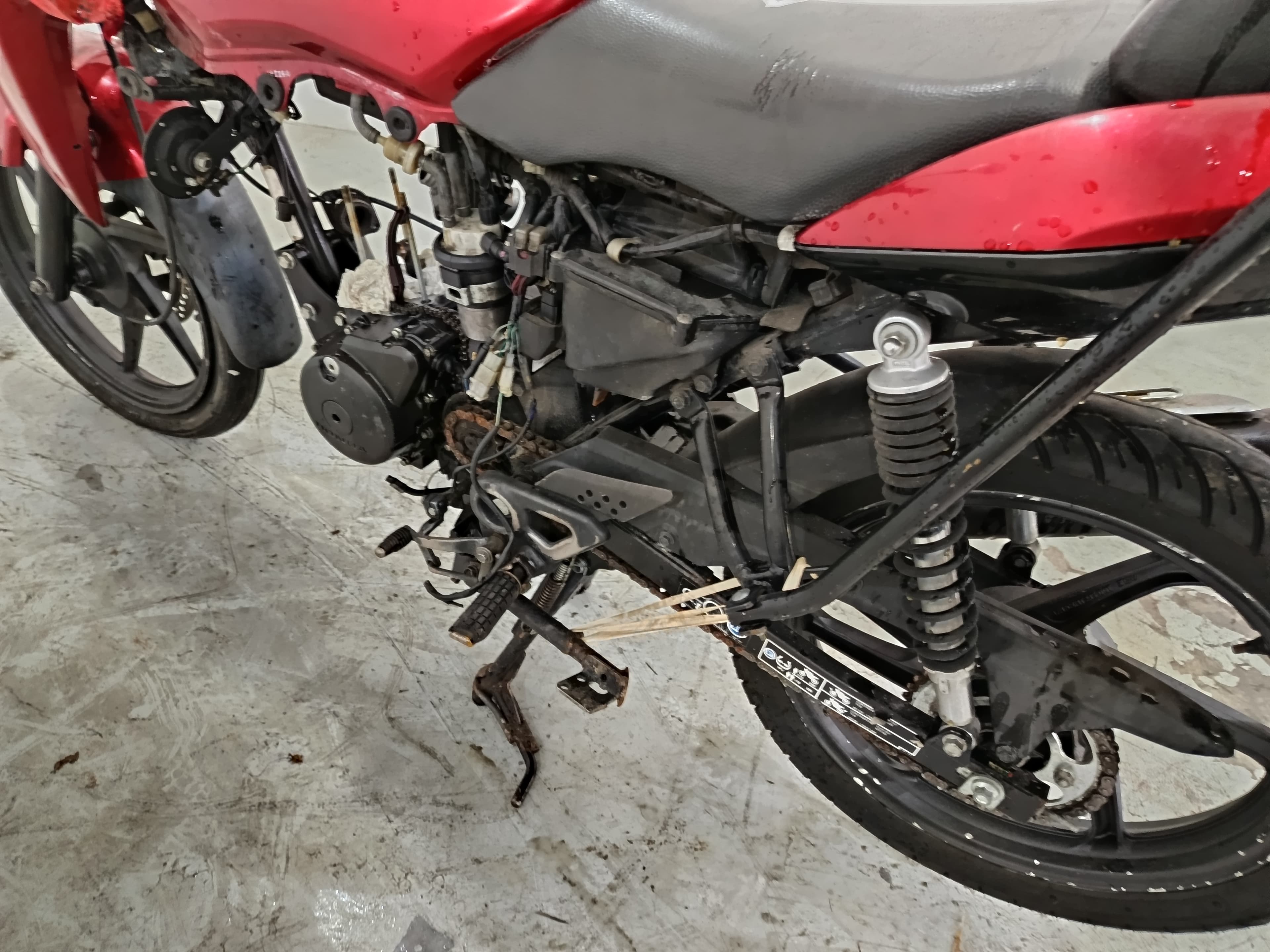 Honda CBF 125 · Ano 2014 — imagen 6