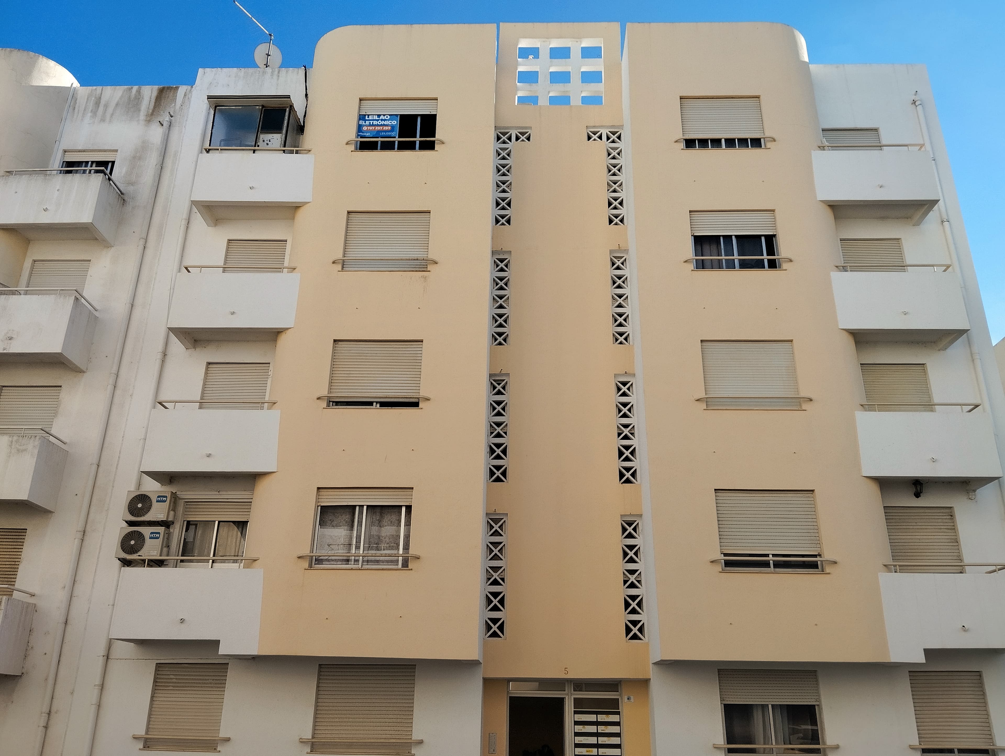 Apartamento T3 · Olhão — imagem 1