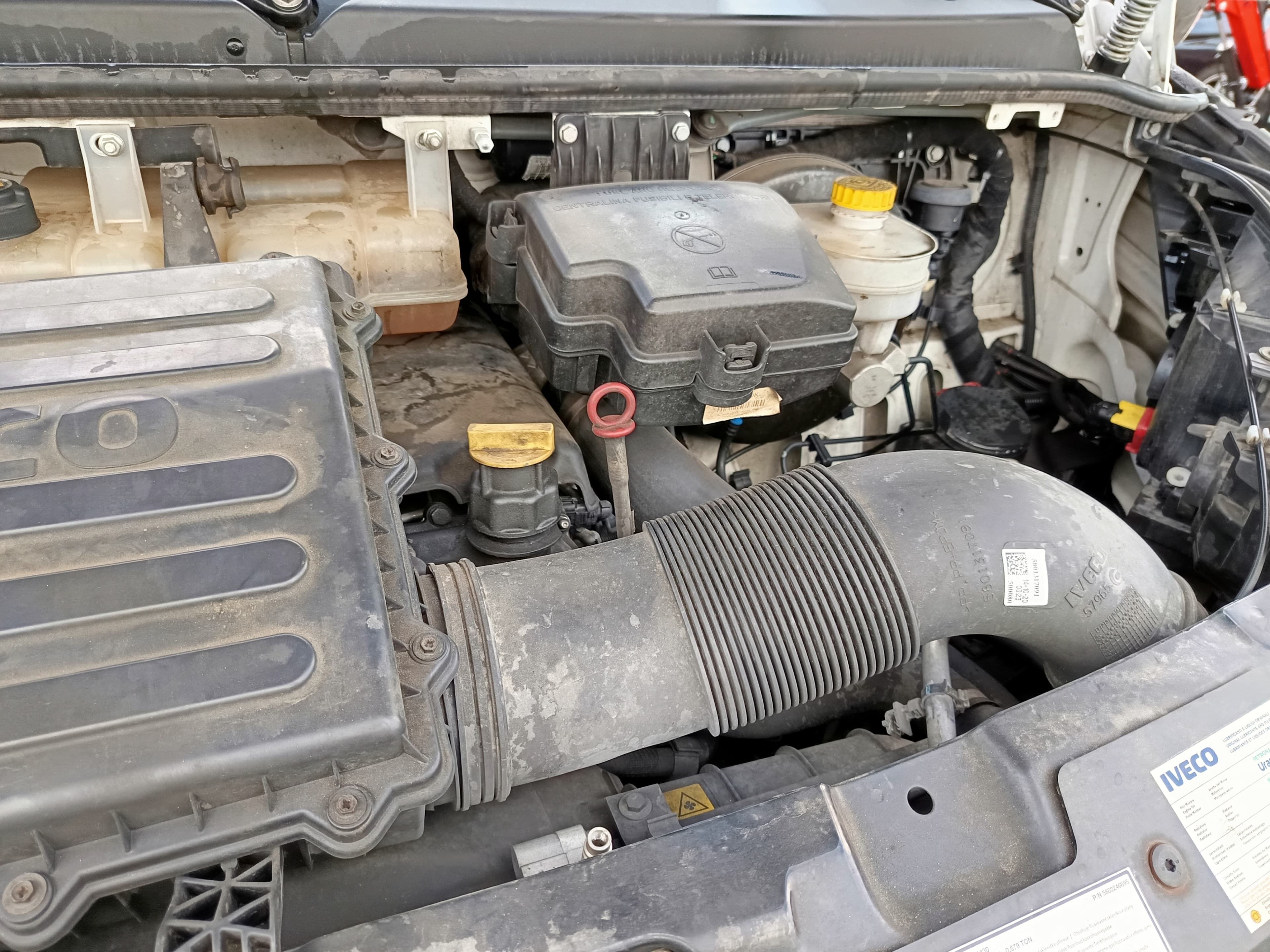 Iveco Daily 35C16 · Ano 2020 — imagen 17