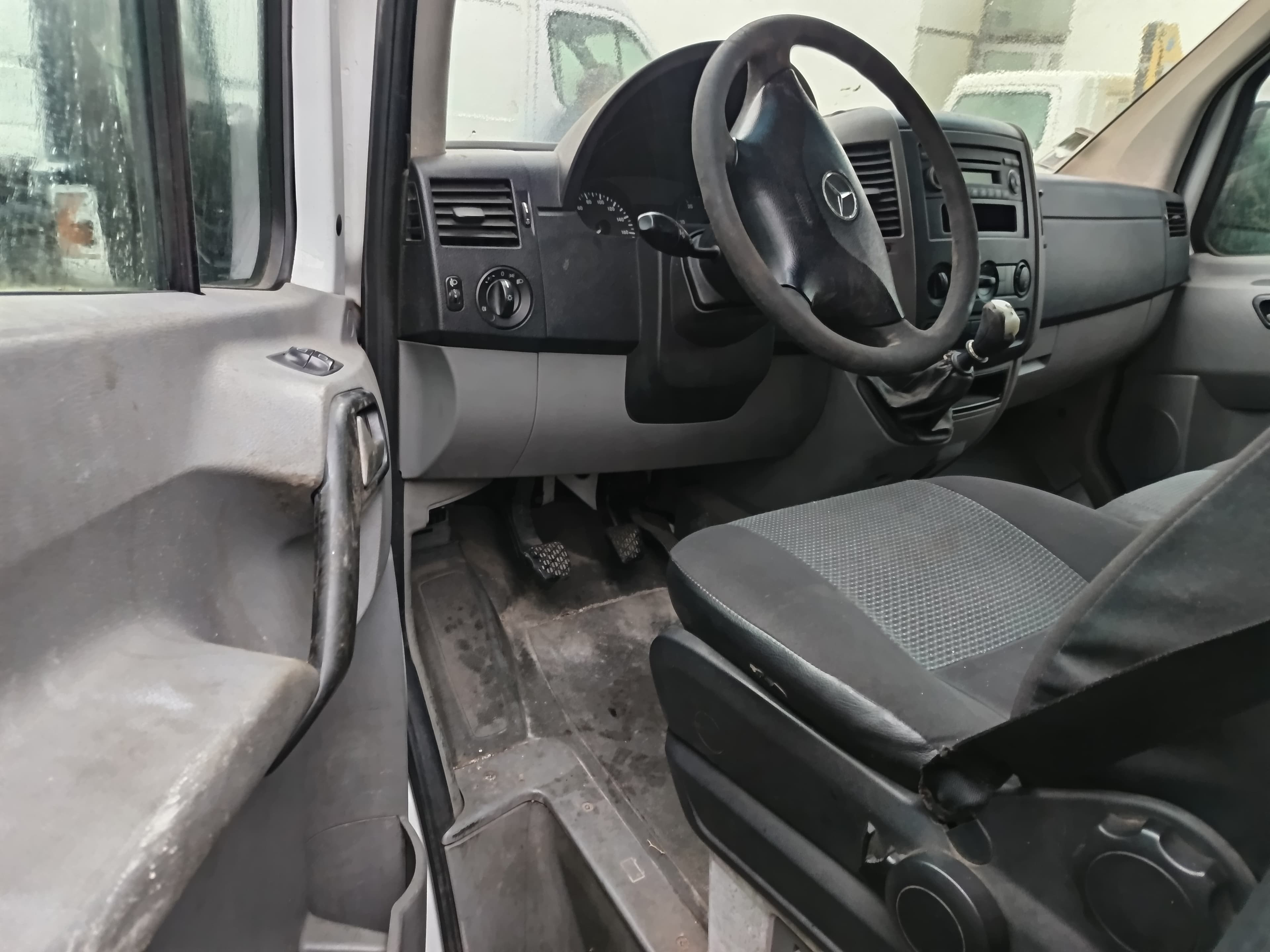 Mercedes-Benz Sprinter · Ano 2010 — imagen 15