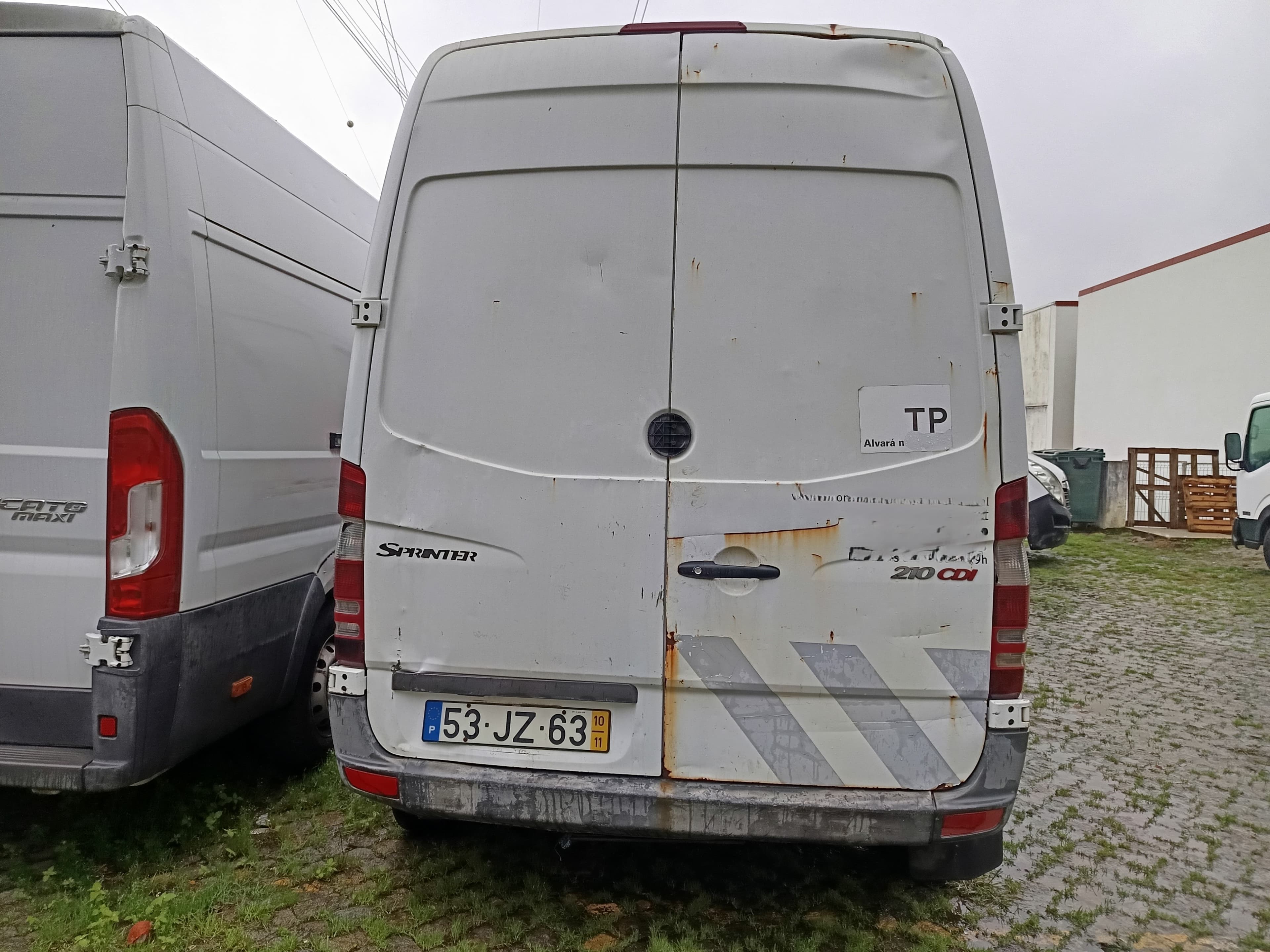 Mercedes-Benz Sprinter · Ano 2010 — imagen 4