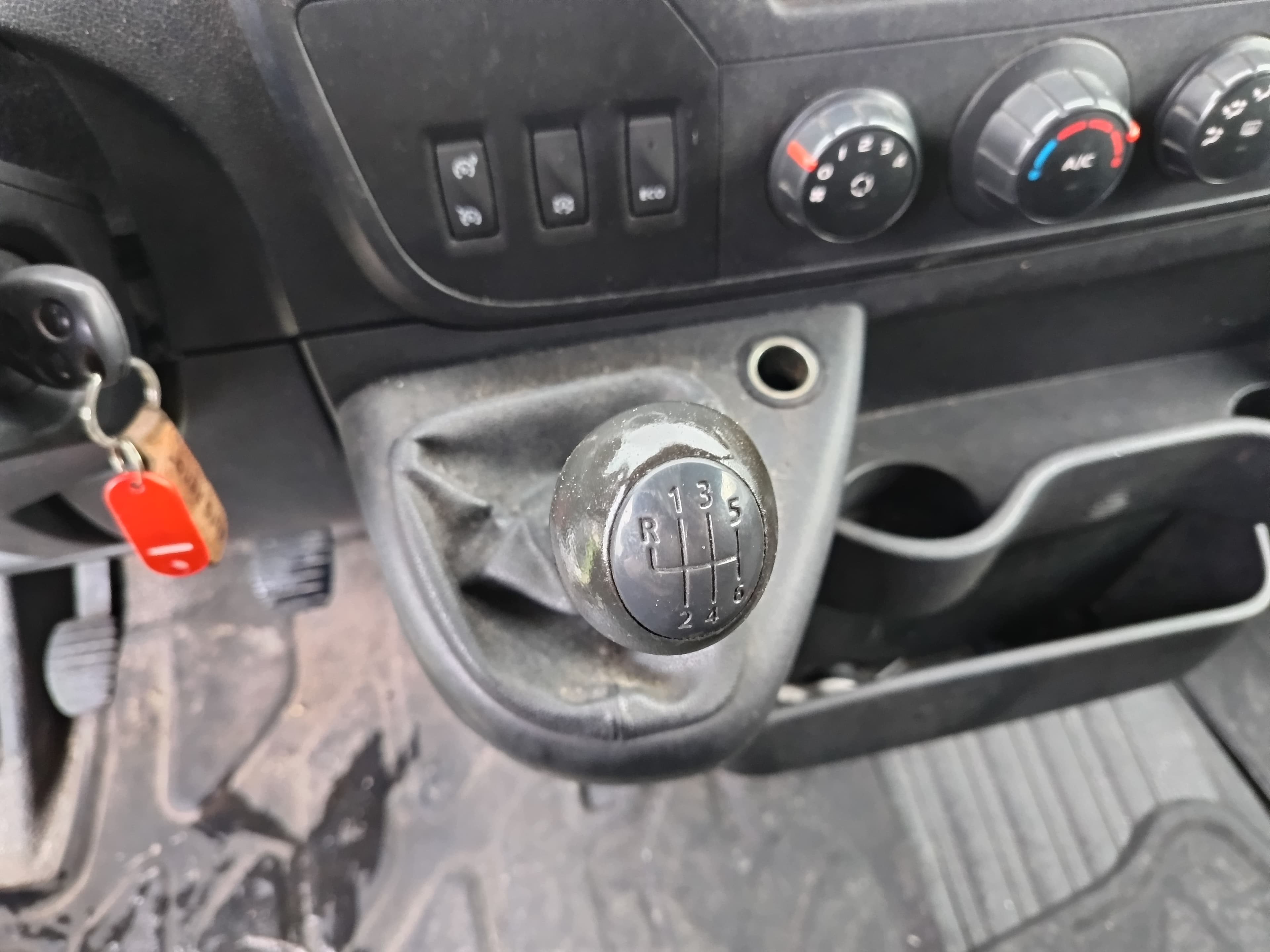 Opel Movano · Année 2018 — image 27