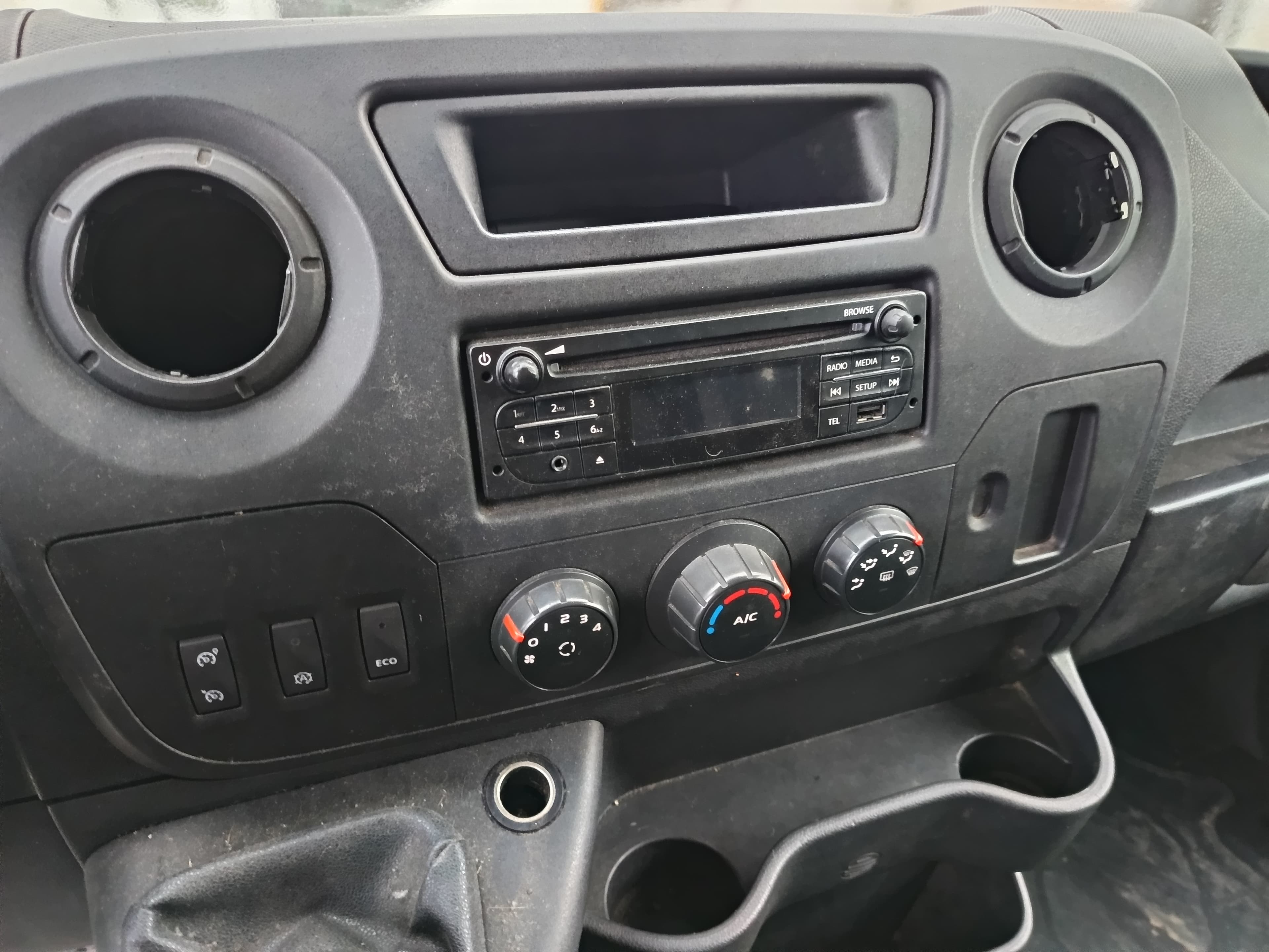 Opel Movano · Année 2018 — image 26