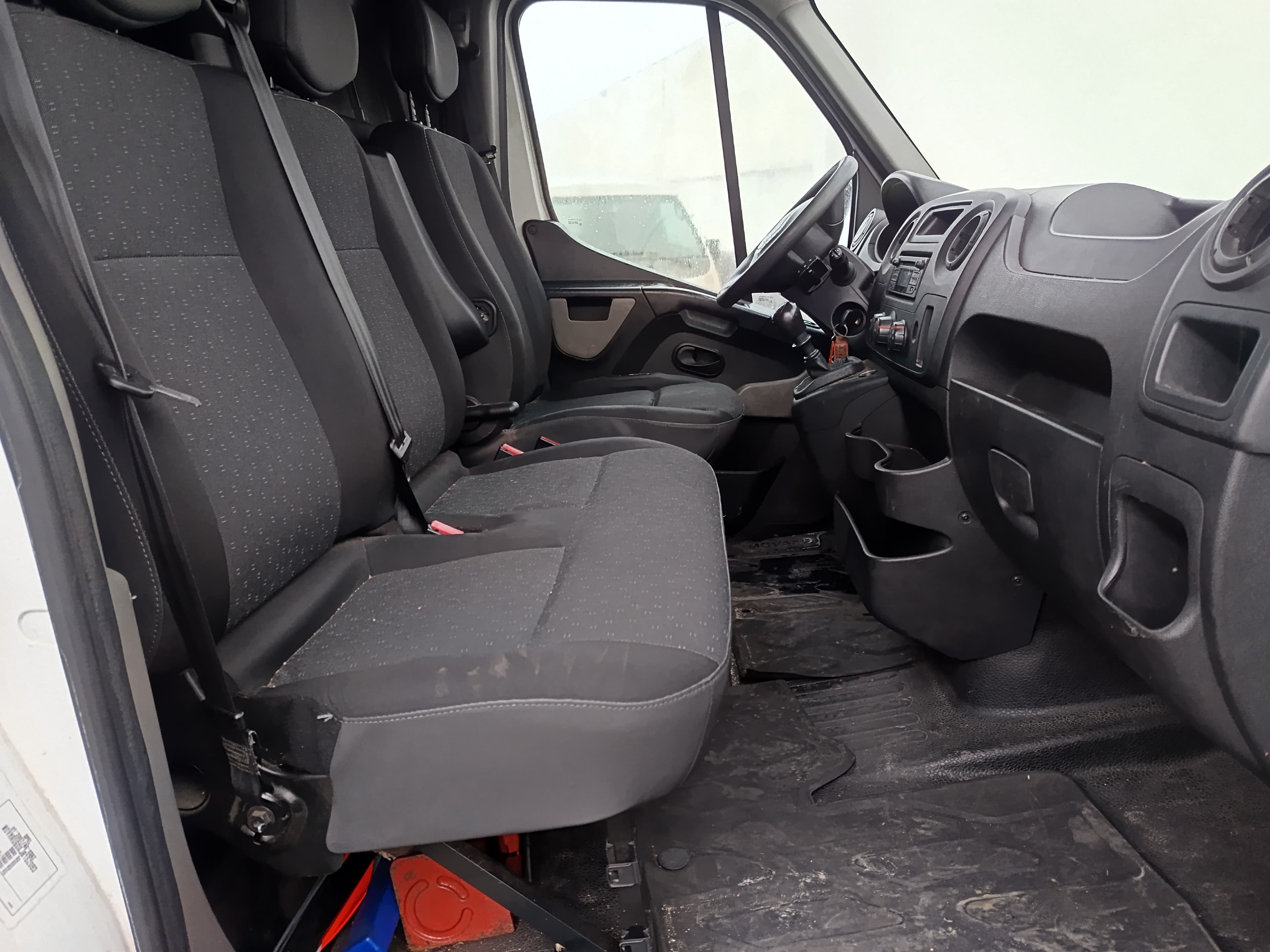 Opel Movano · Année 2018 — image 33