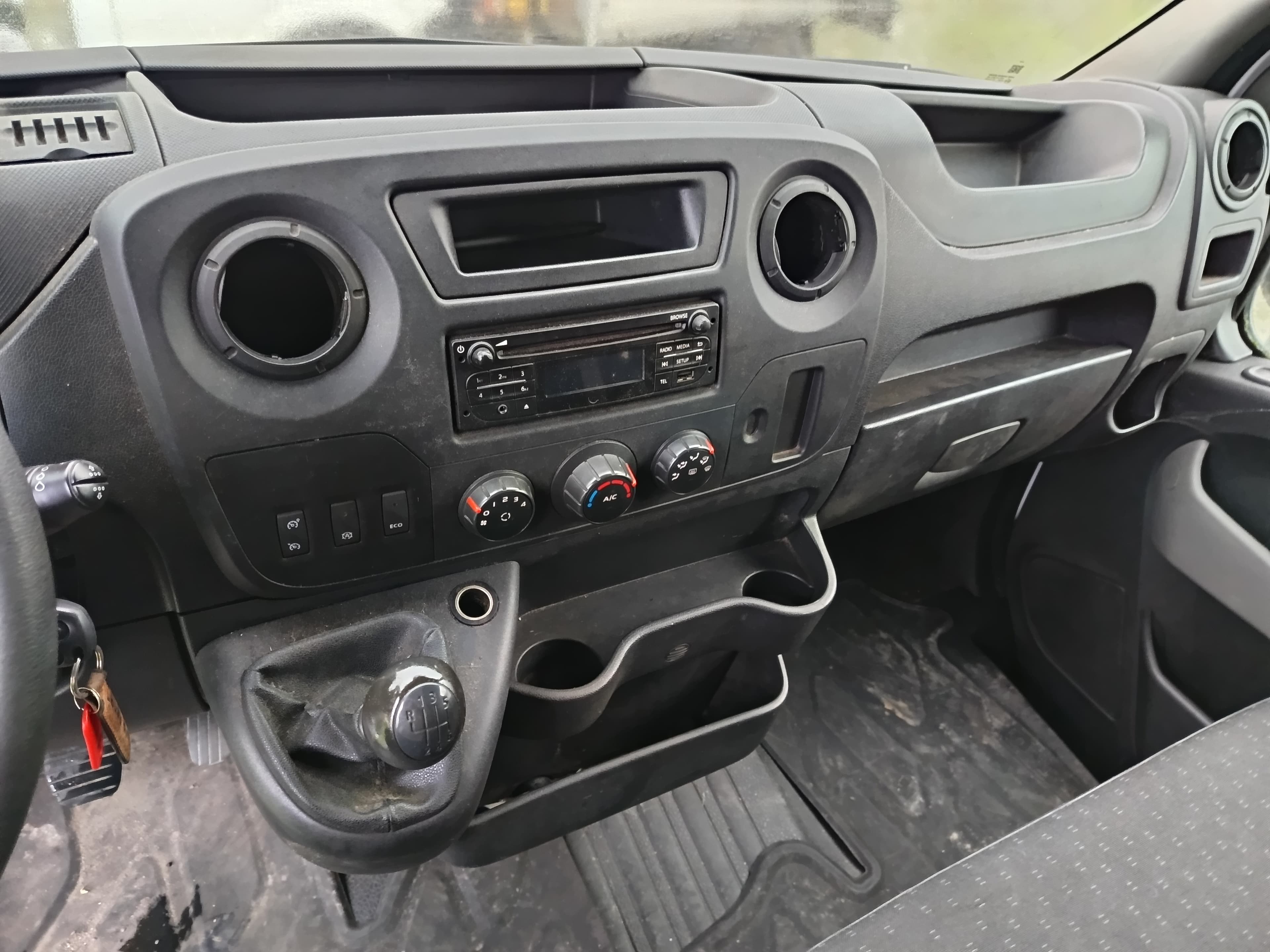 Opel Movano · Année 2018 — image 23
