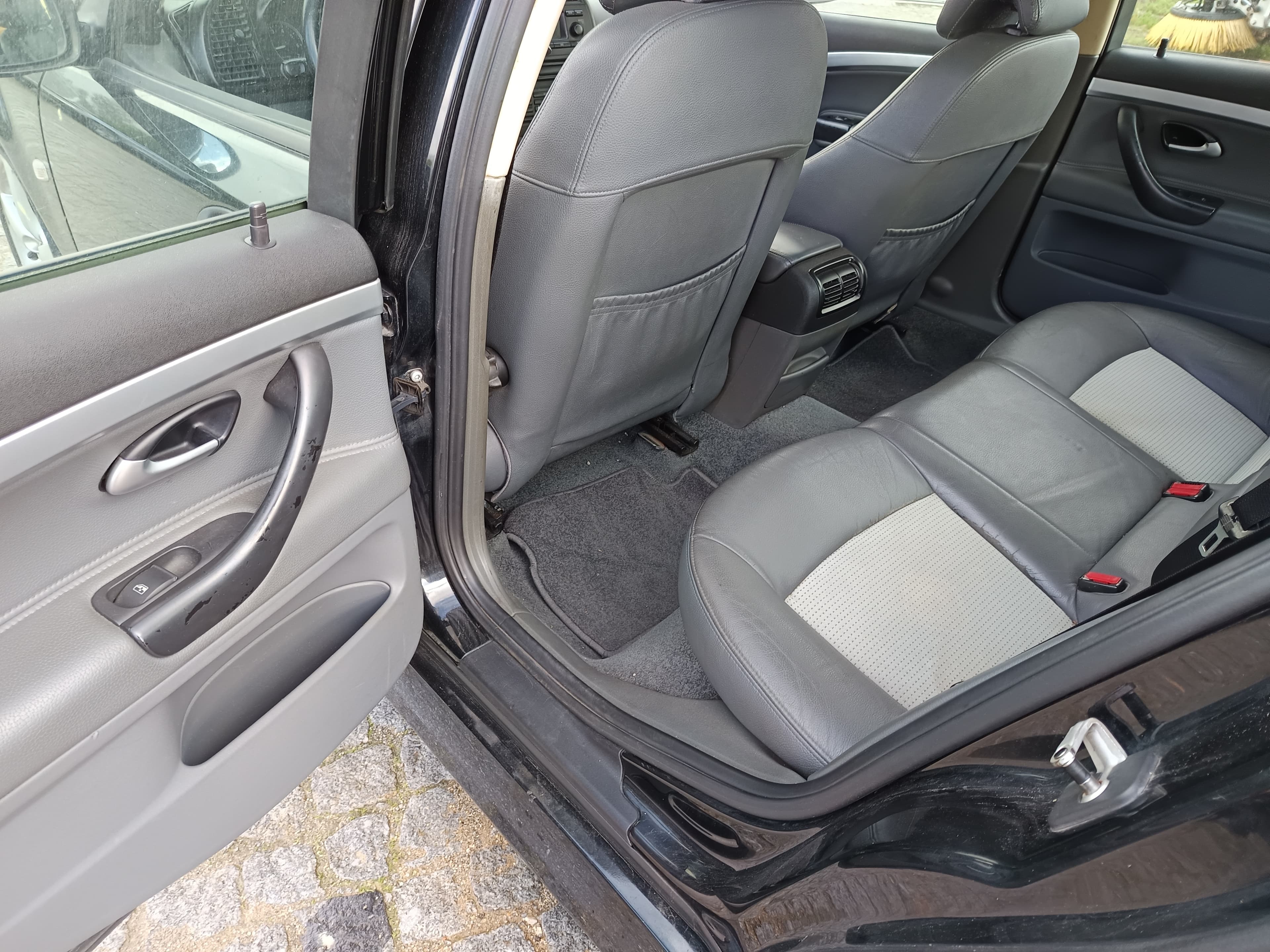 Saab 93 · Ano 2003 — image 28