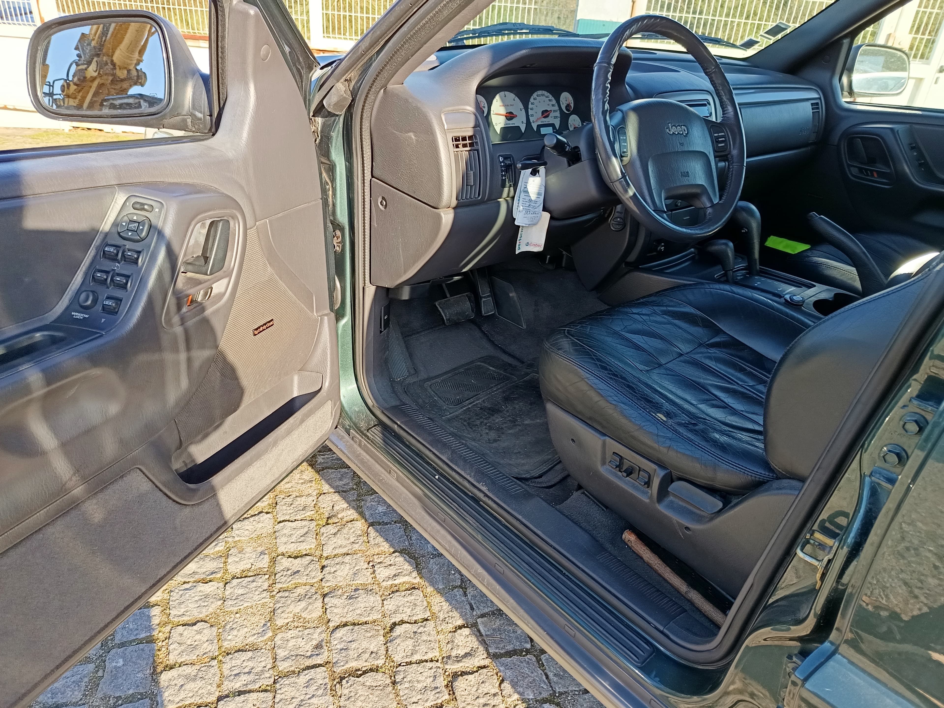 Jeep Grand Cherokee 4x4 · Ano 2001 — imagem 32