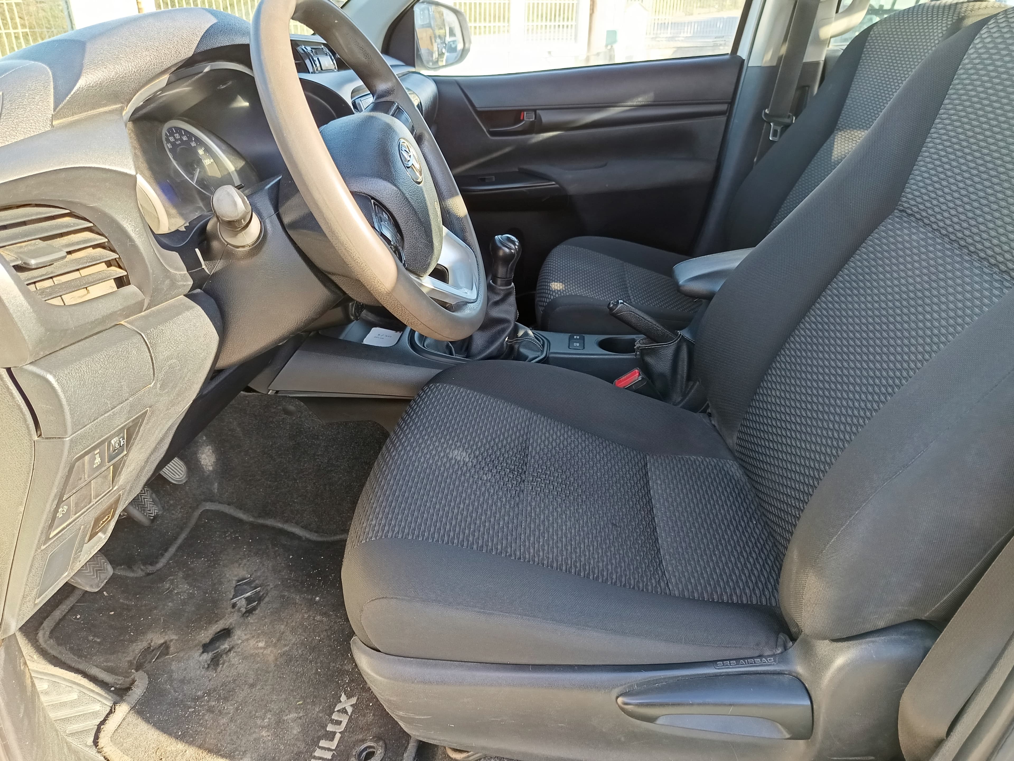 Toyota Hilux · Ano 2018 — imagen 29