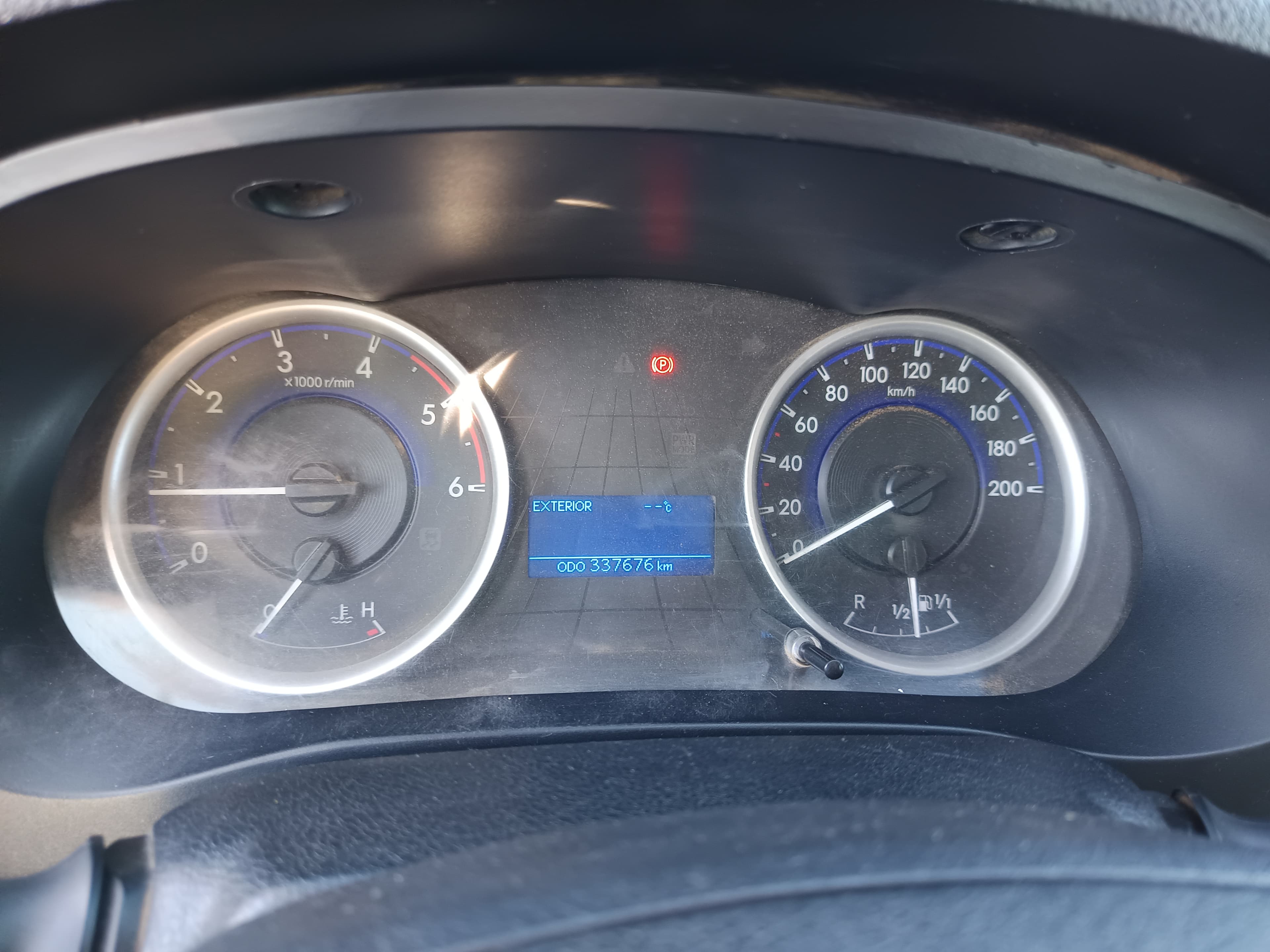 Toyota Hilux · Ano 2018 — imagen 38