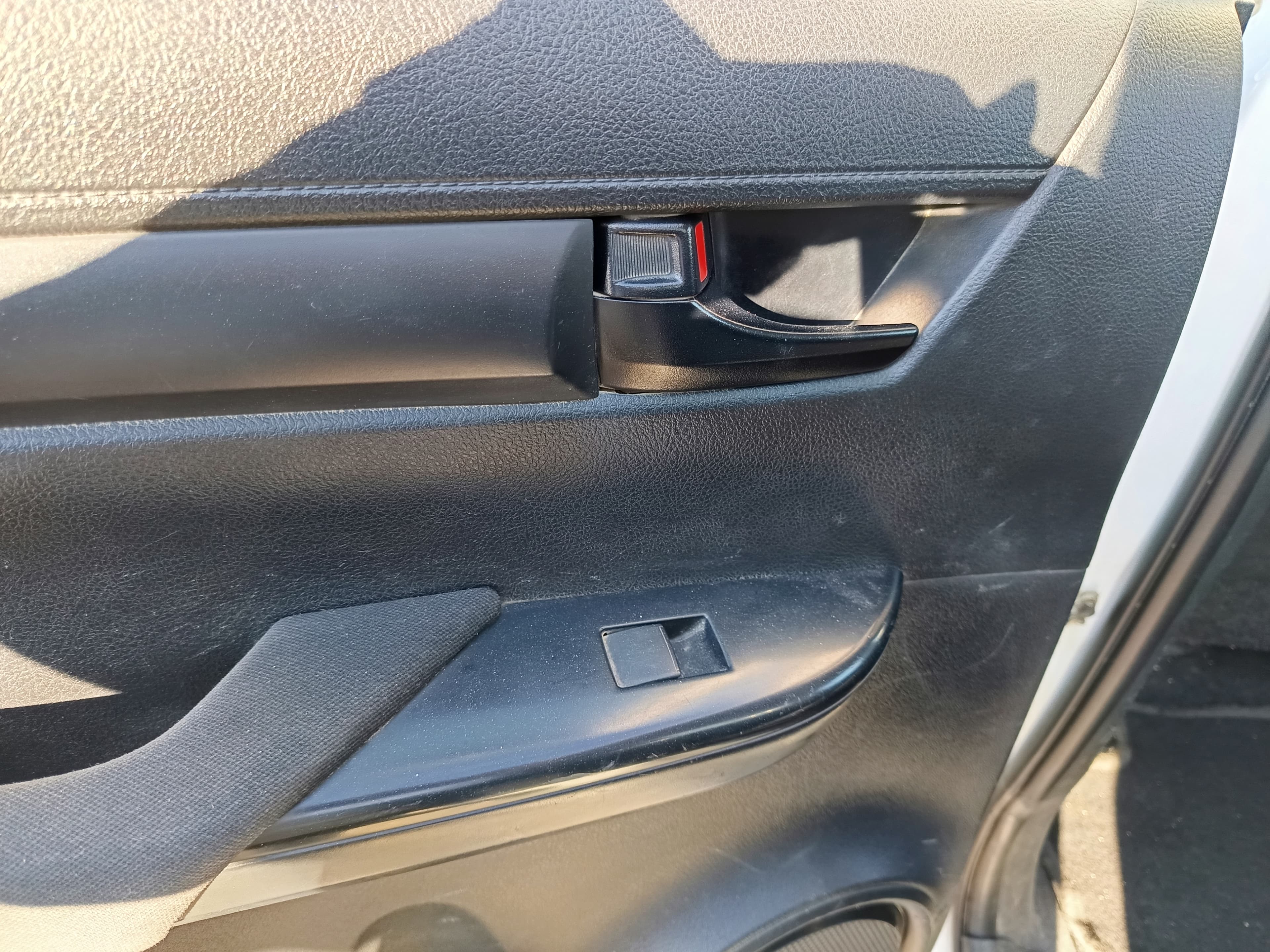 Toyota Hilux · Ano 2018 — imagen 25
