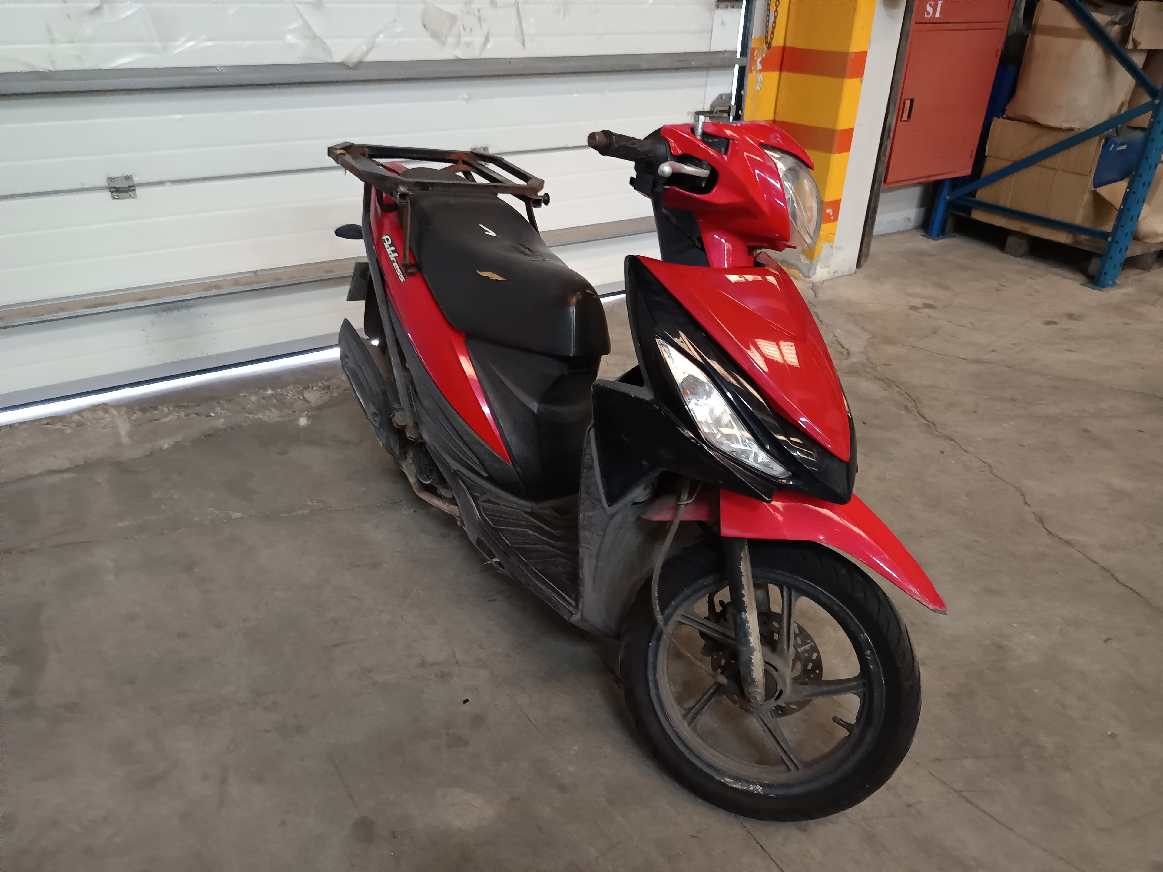 Suzuki UK 110 Adress · Año 2015 — imagen 2