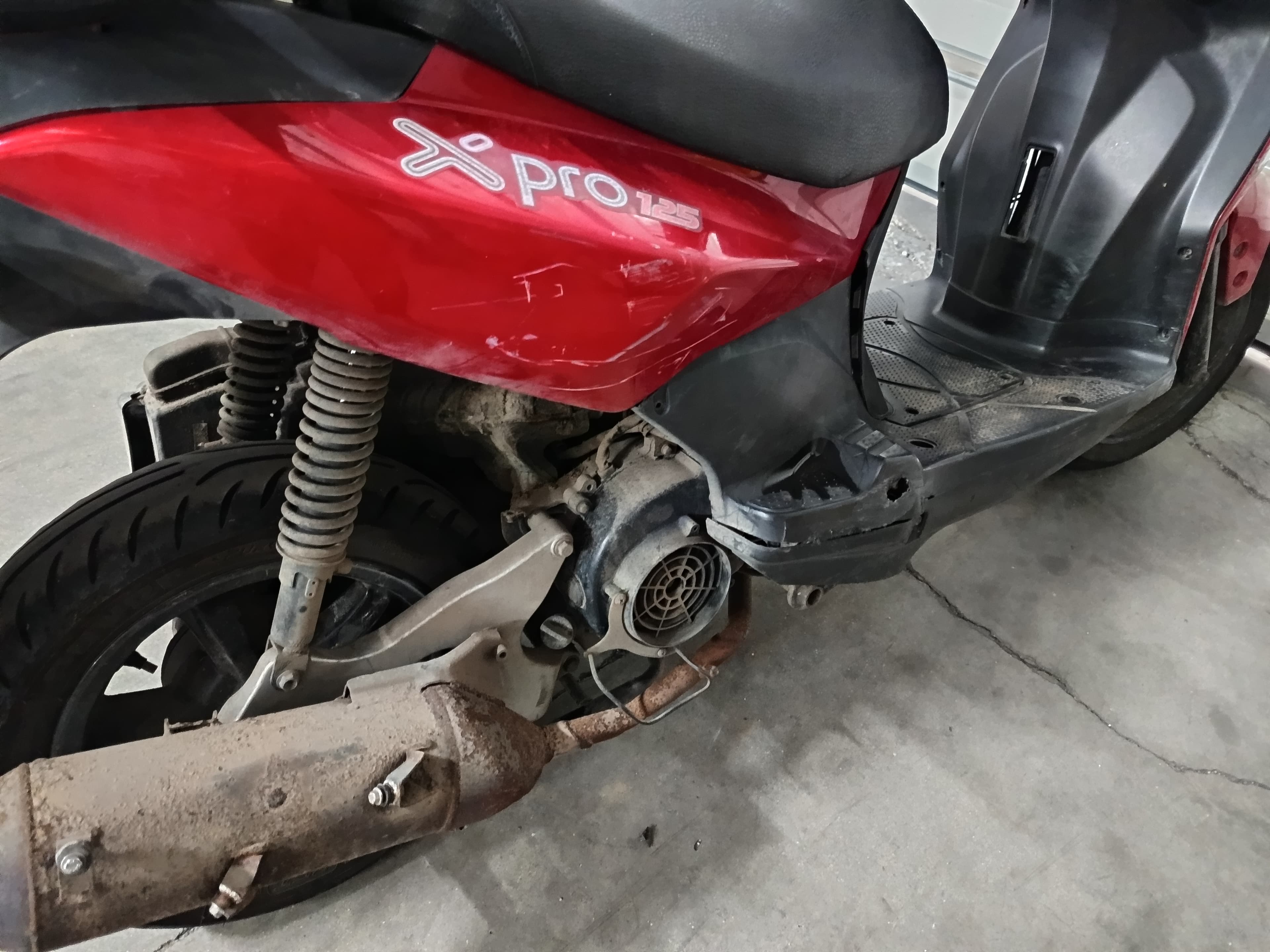 SYM X-PRO 125 · Año 2014 — imagen 8