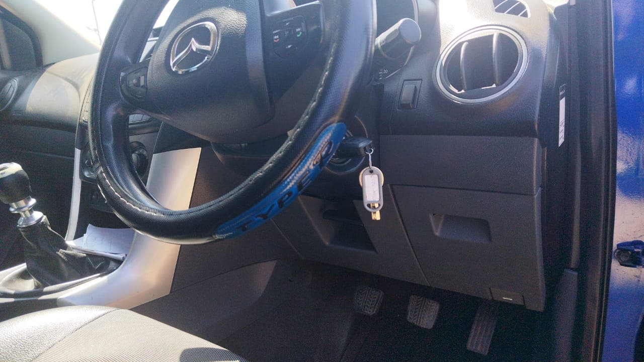 Mazda/BT50 4×4 — imagem 16