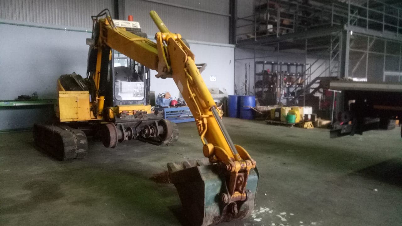 Mini Giratória KOMATSU/PC 50uu — imagem 2