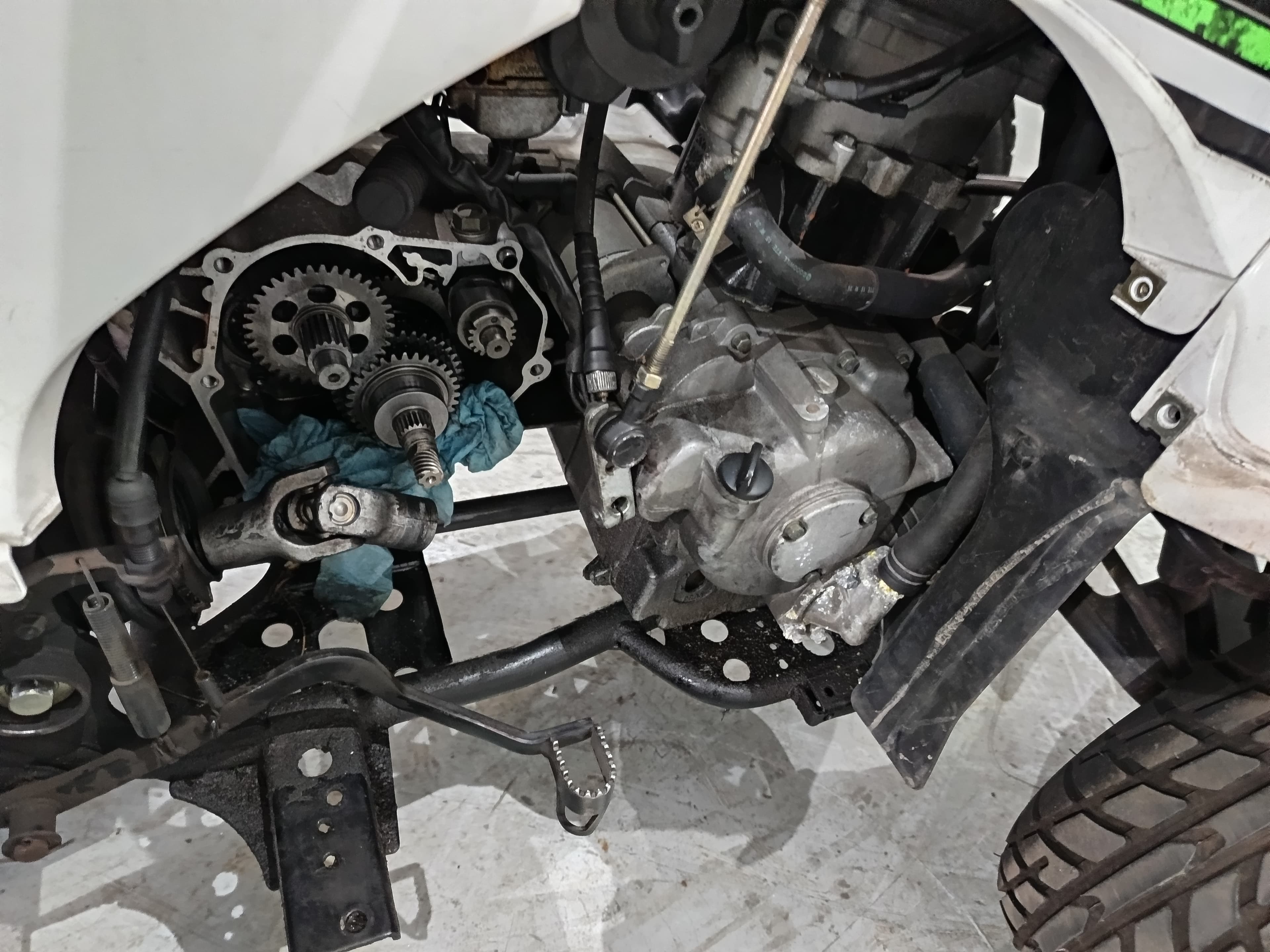 KAWASAKI  KVF300 · Ano 2015 — imagen 9
