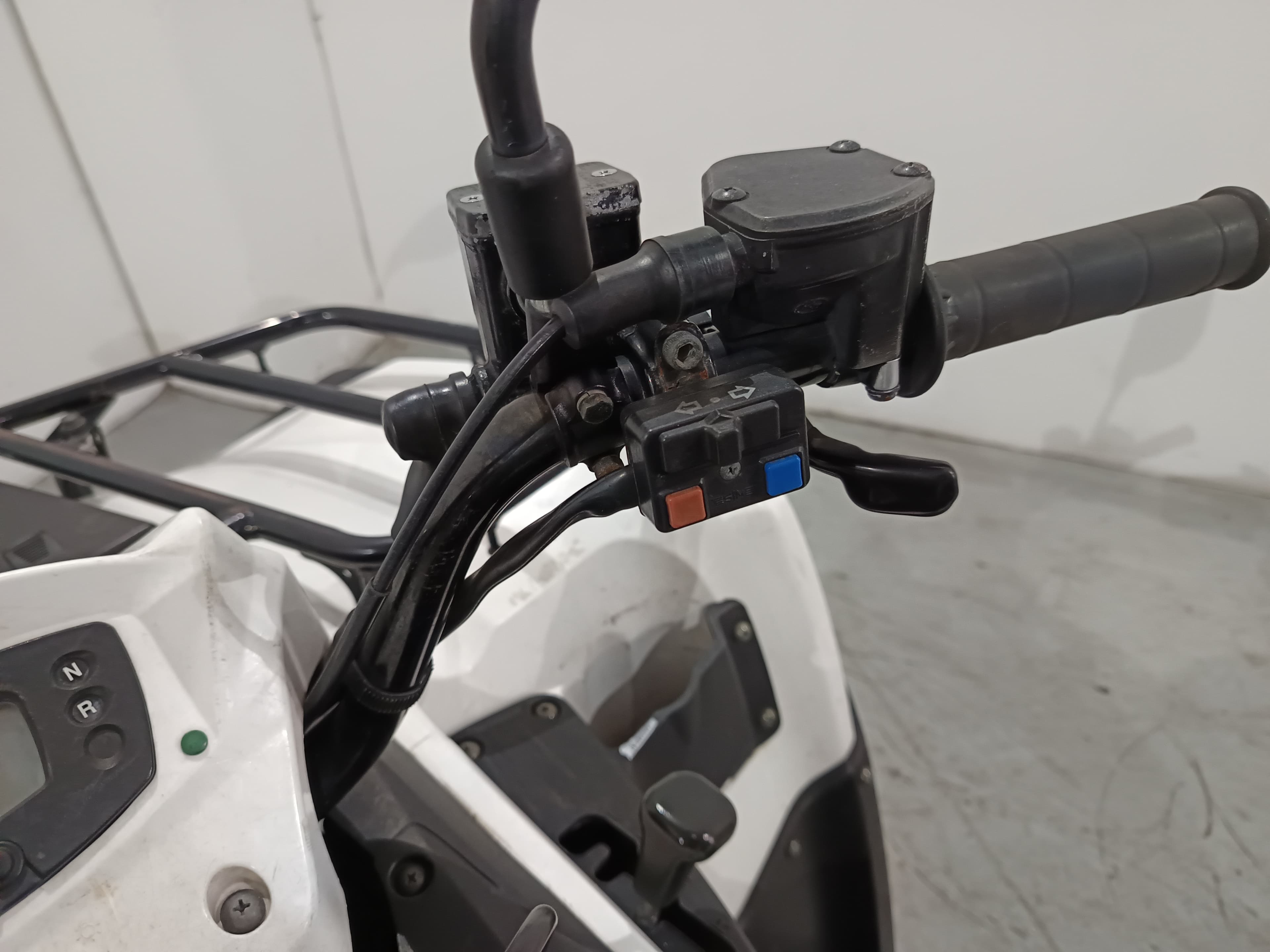 KAWASAKI  KVF300 · Ano 2015 — imagem 13