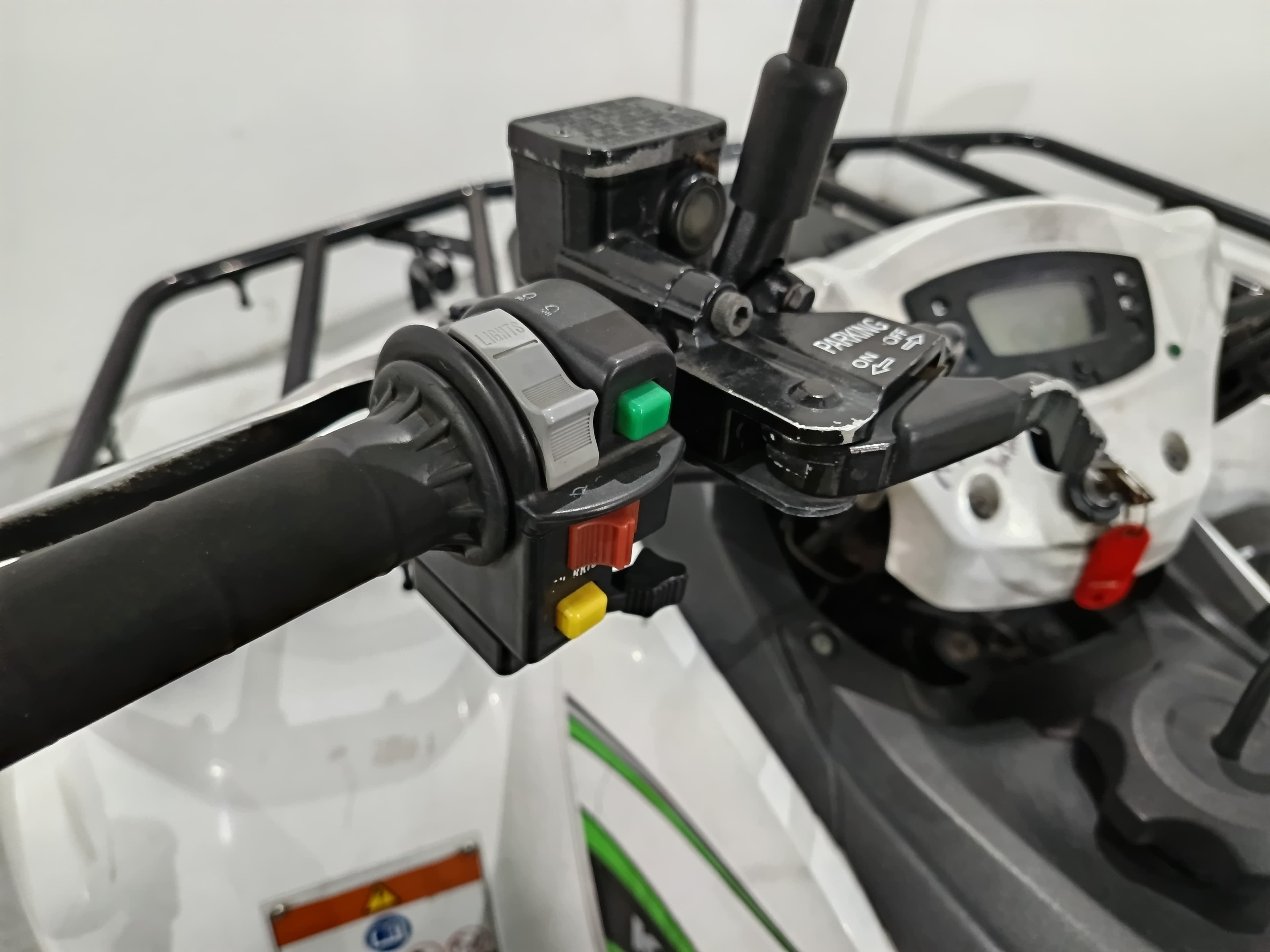 KAWASAKI  KVF300 · Ano 2015 — imagem 12
