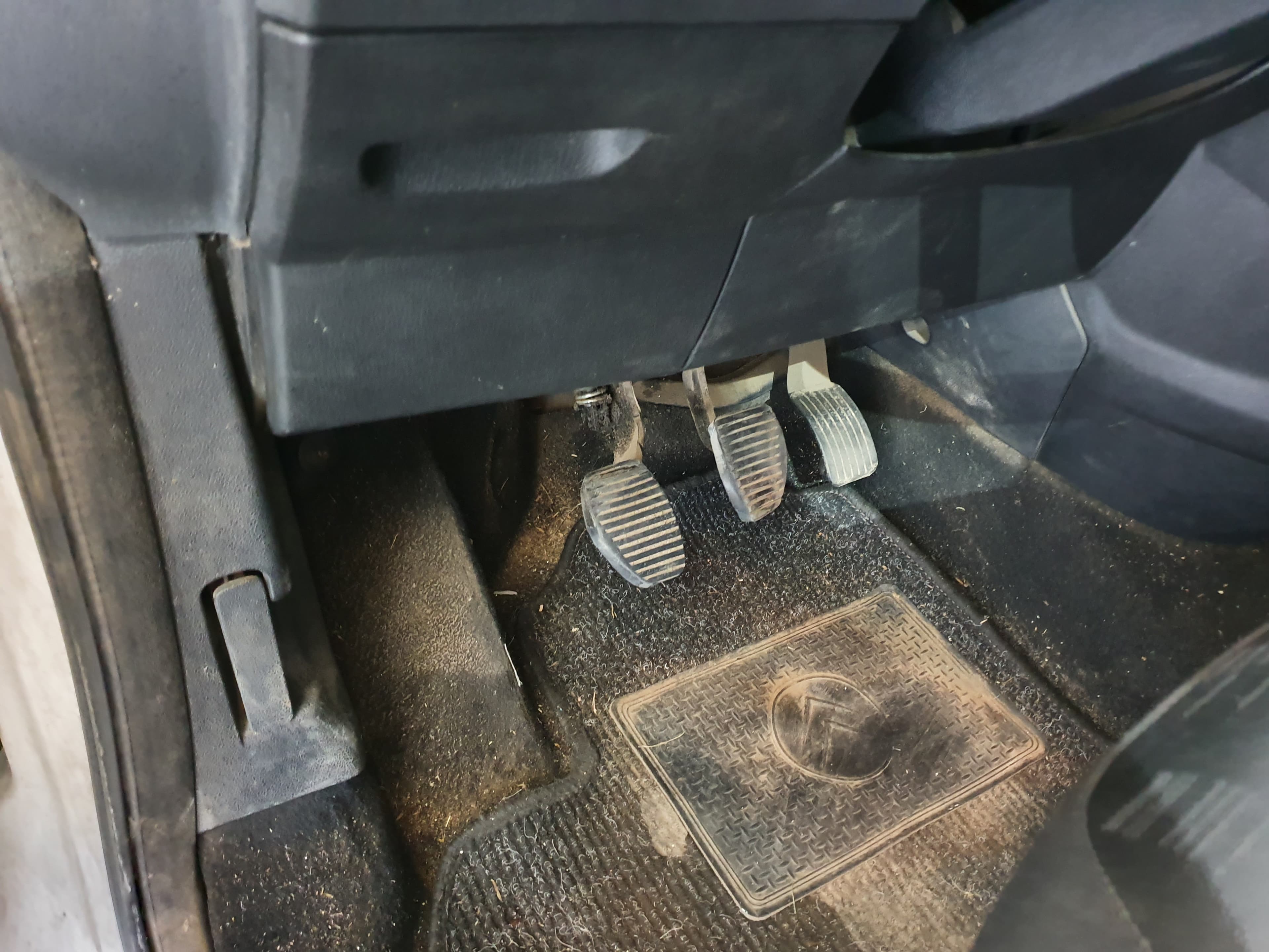 Citroën Berlingo 1.6 HDI · Ano 2011 — image 28