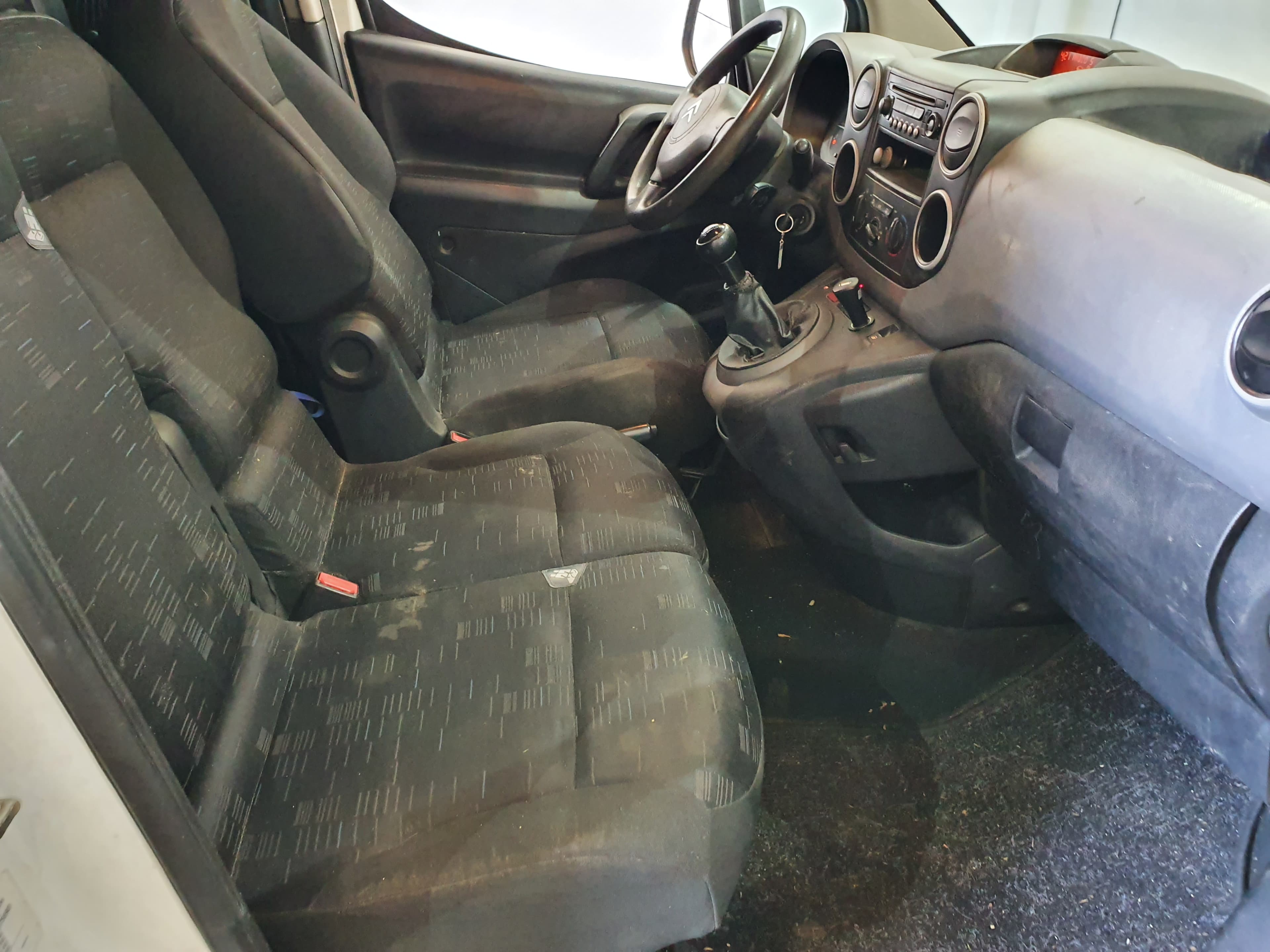 Citroën Berlingo 1.6 HDI · Ano 2011 — image 24