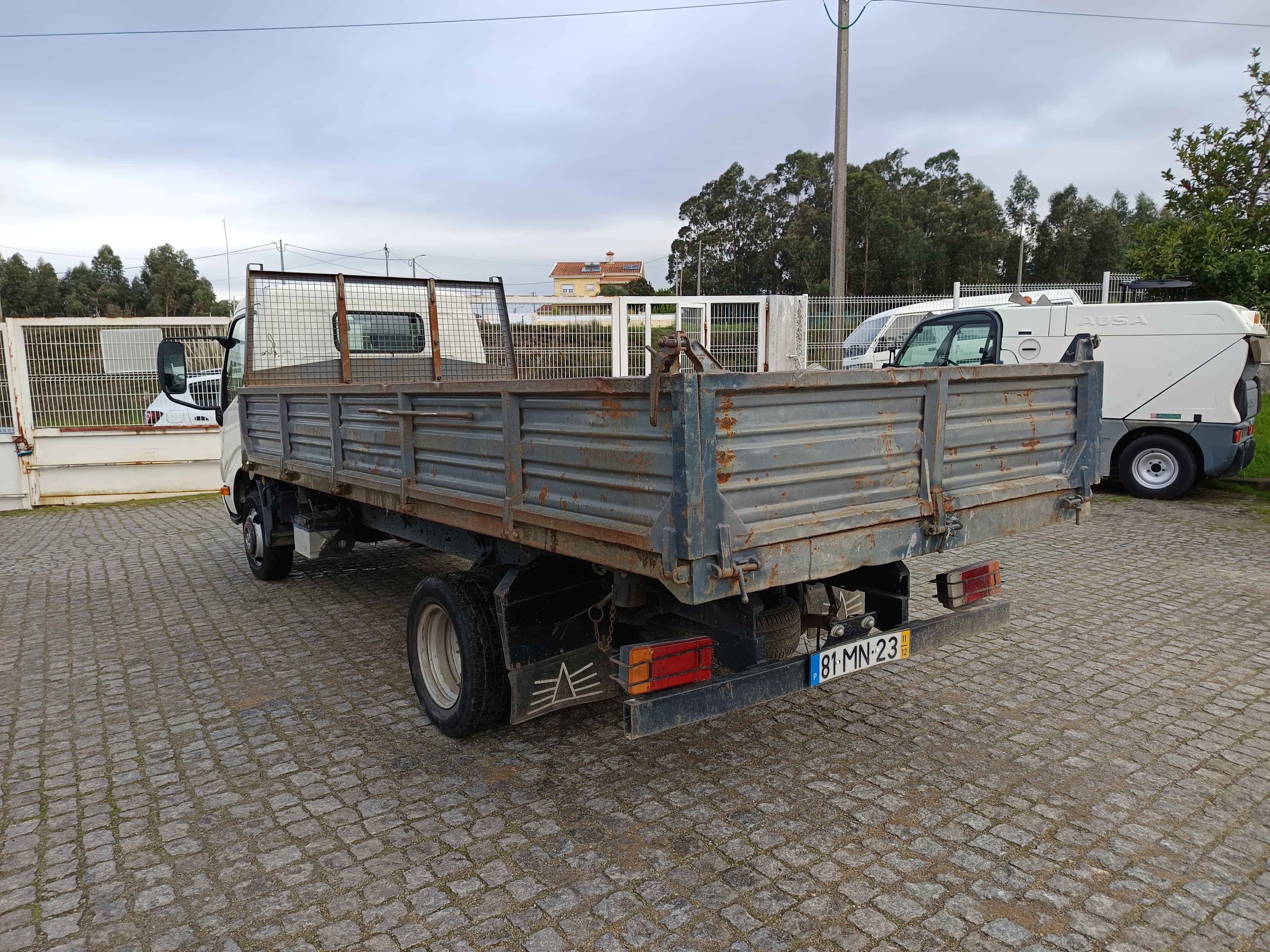 Toyota Dyna M35.33 · Ano 2011 — imagen 6