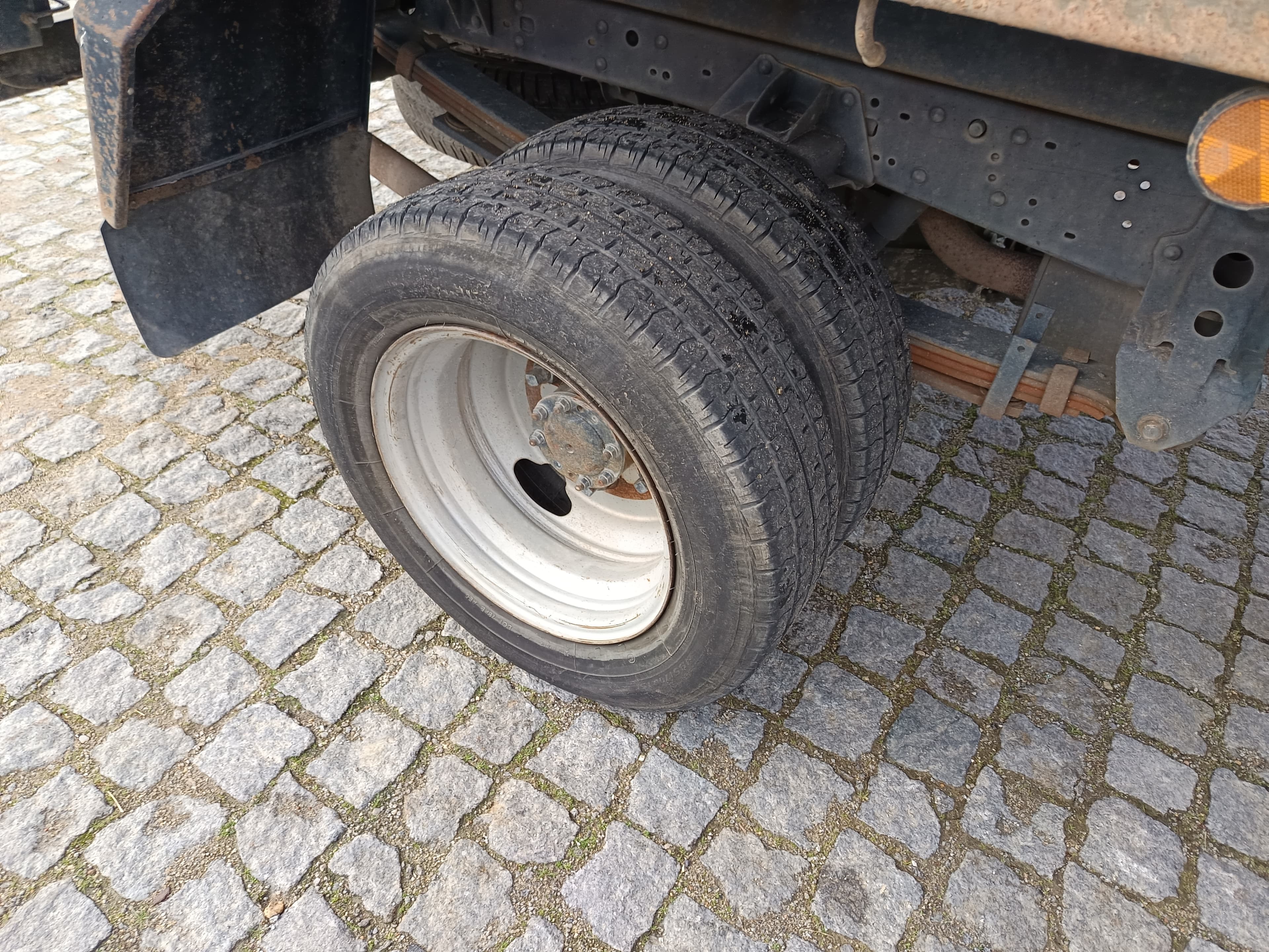 Toyota Dyna M35.33 · Ano 2011 — imagen 10