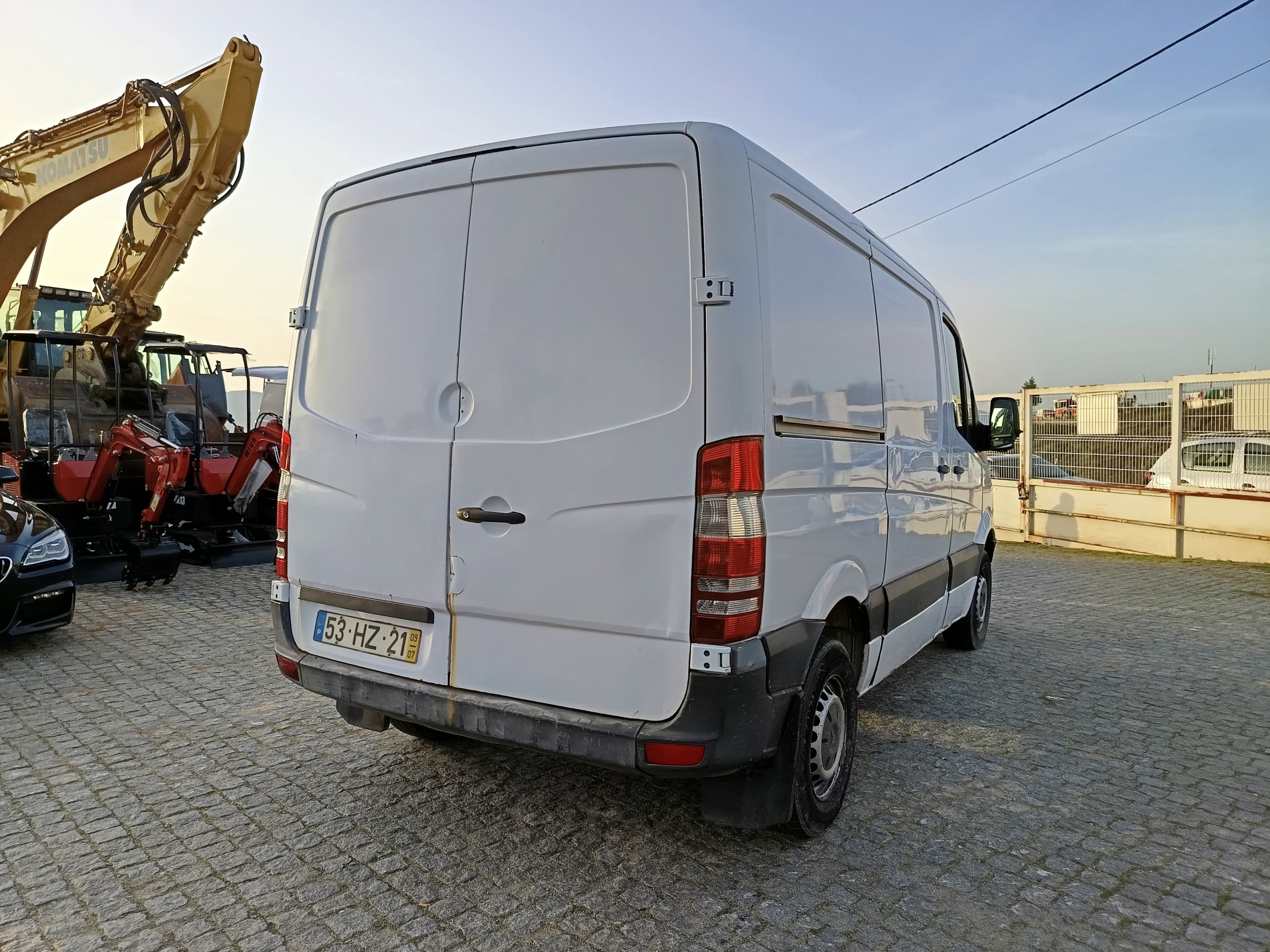 Mercedes-Benz Sprinter 209 CDI · Ano 2009 — imagem 4