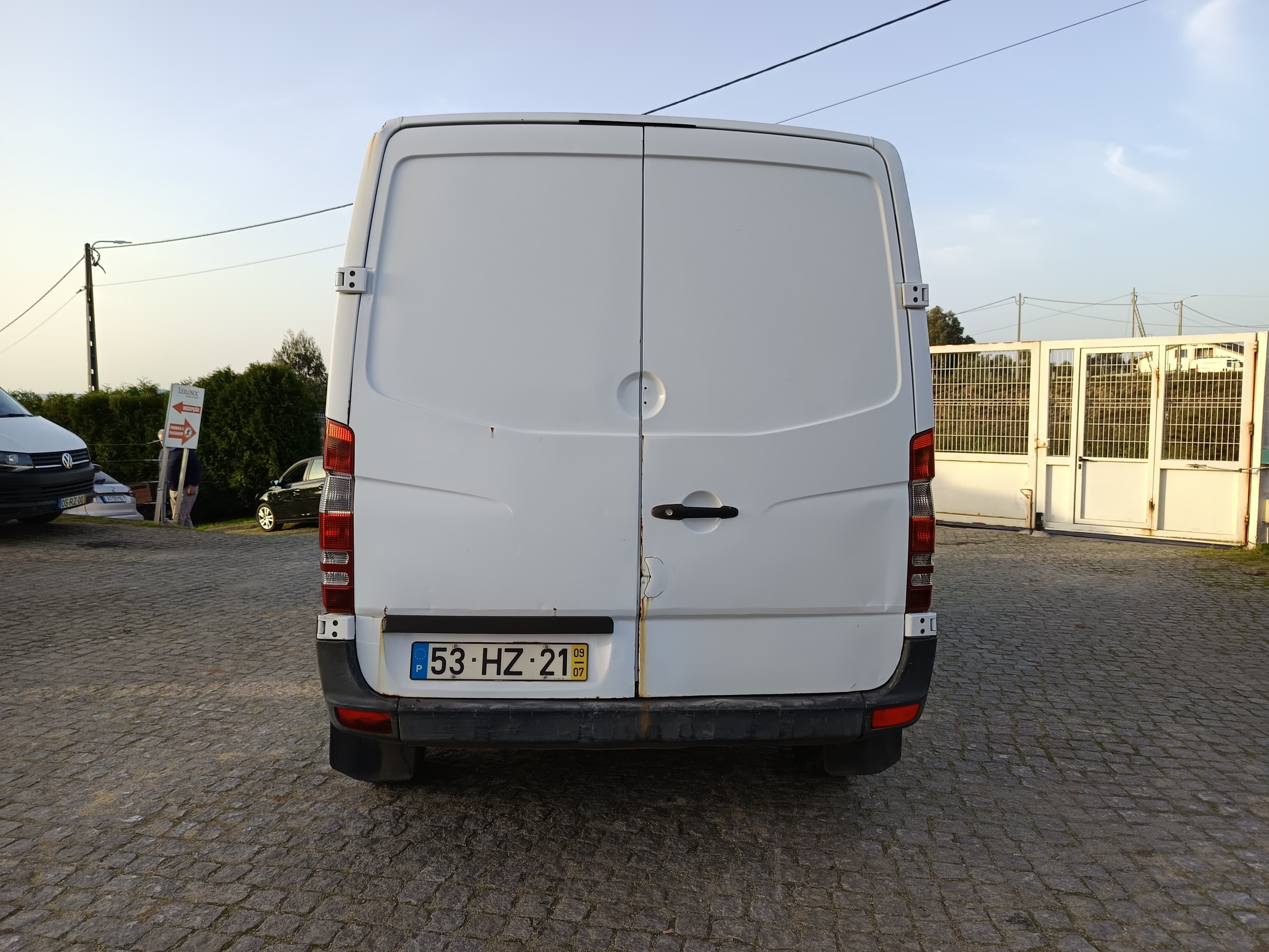 Mercedes-Benz Sprinter 209 CDI · Ano 2009 — imagem 5