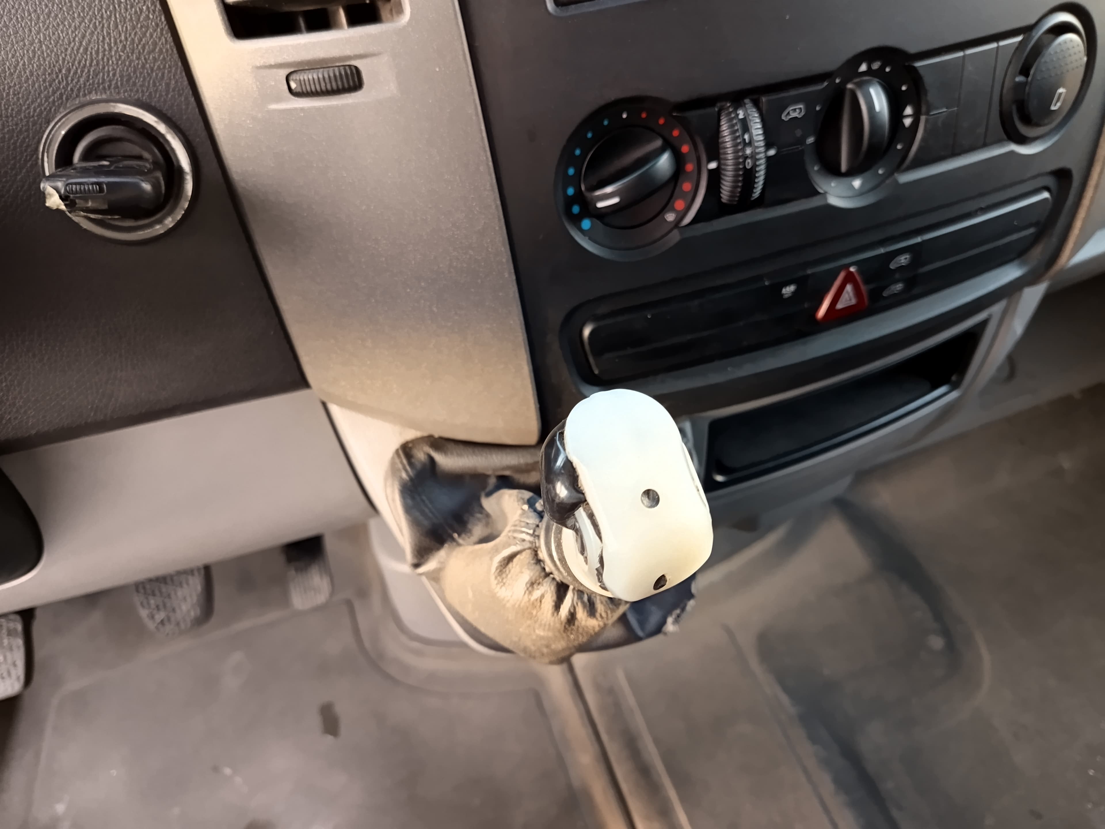 Mercedes-Benz Sprinter 209 CDI · Ano 2009 — imagem 35