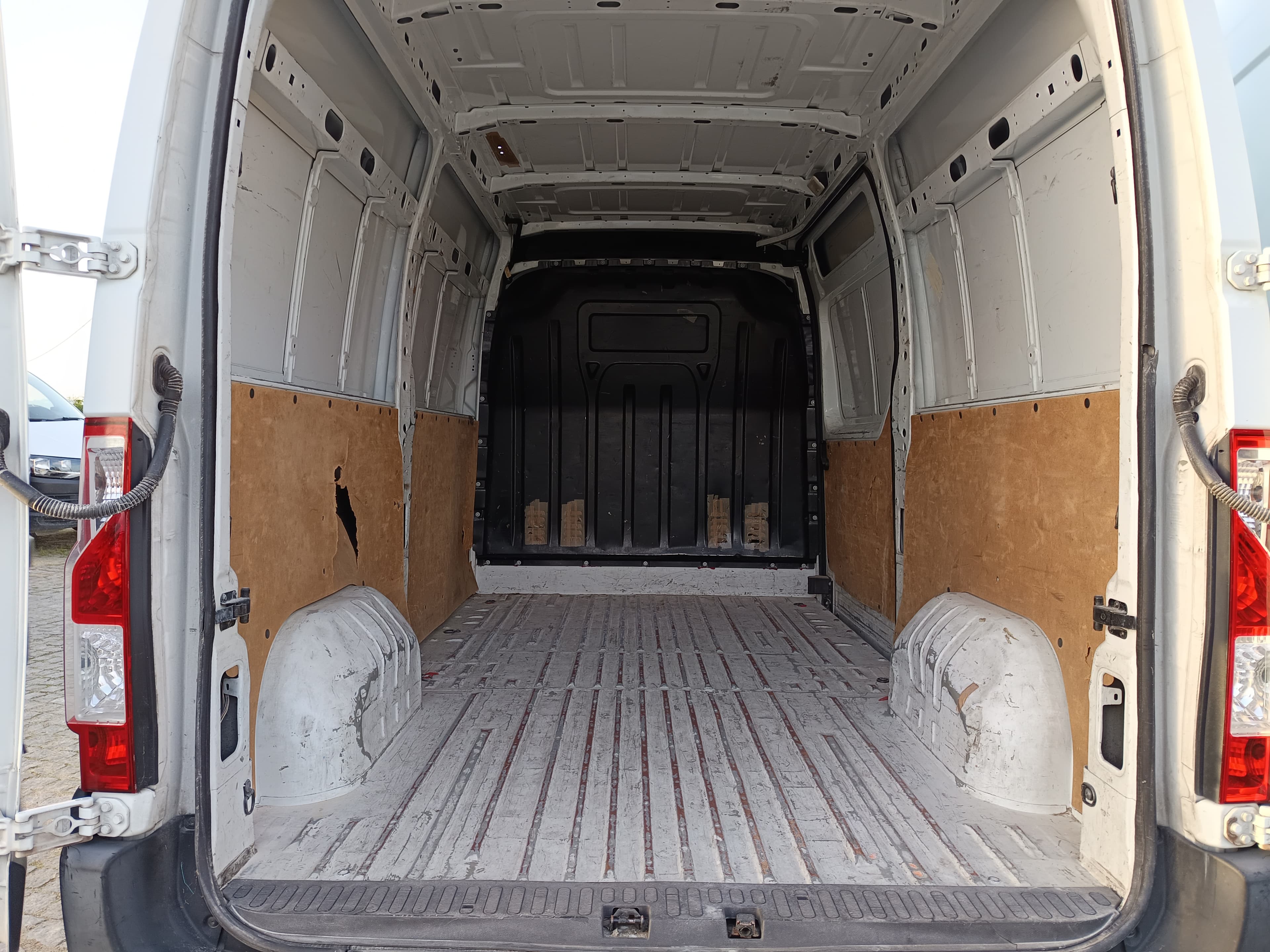 Opel Movano · Ano 2017 — imagen 23