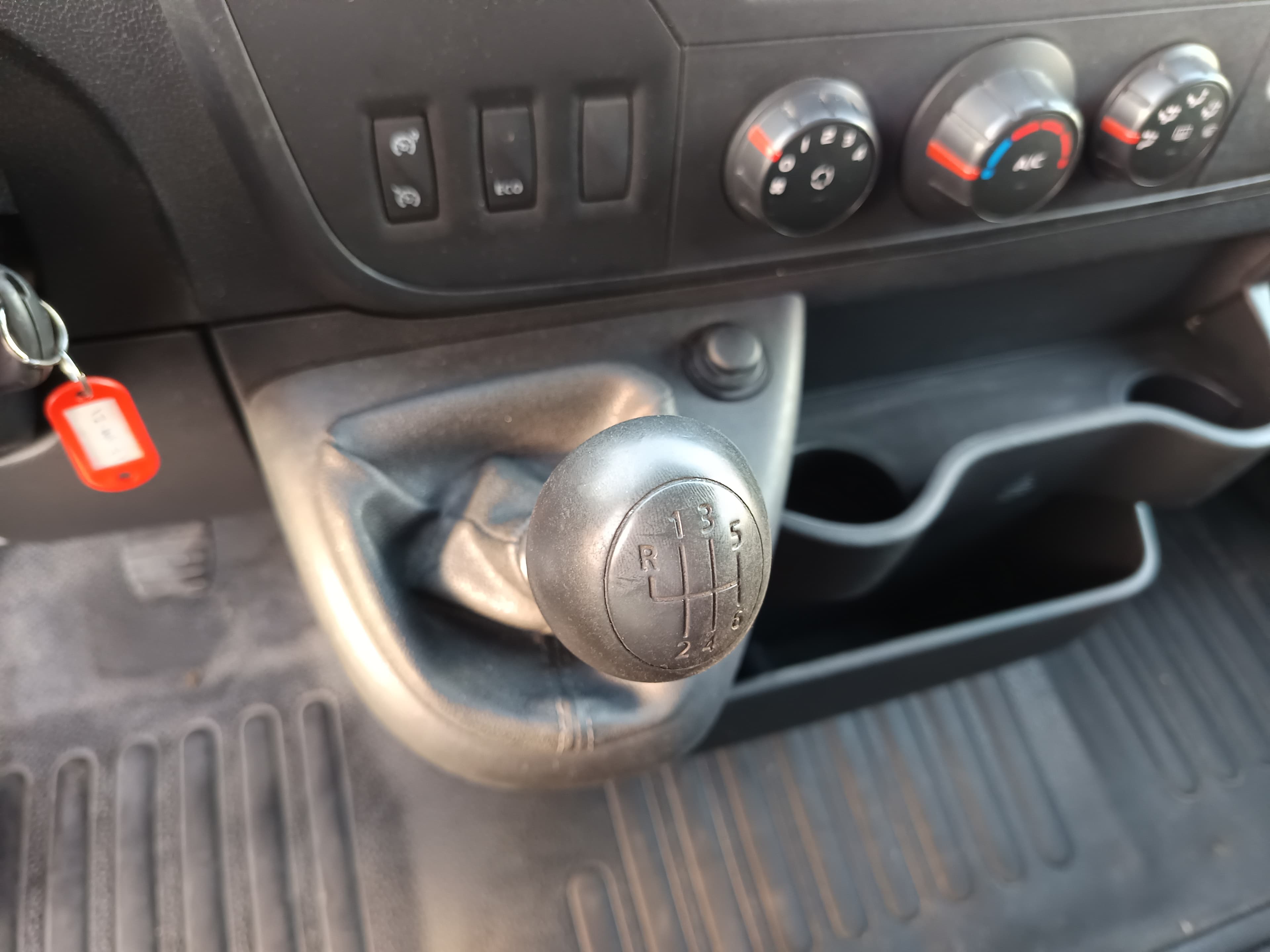 Opel Movano · Ano 2017 — imagen 41