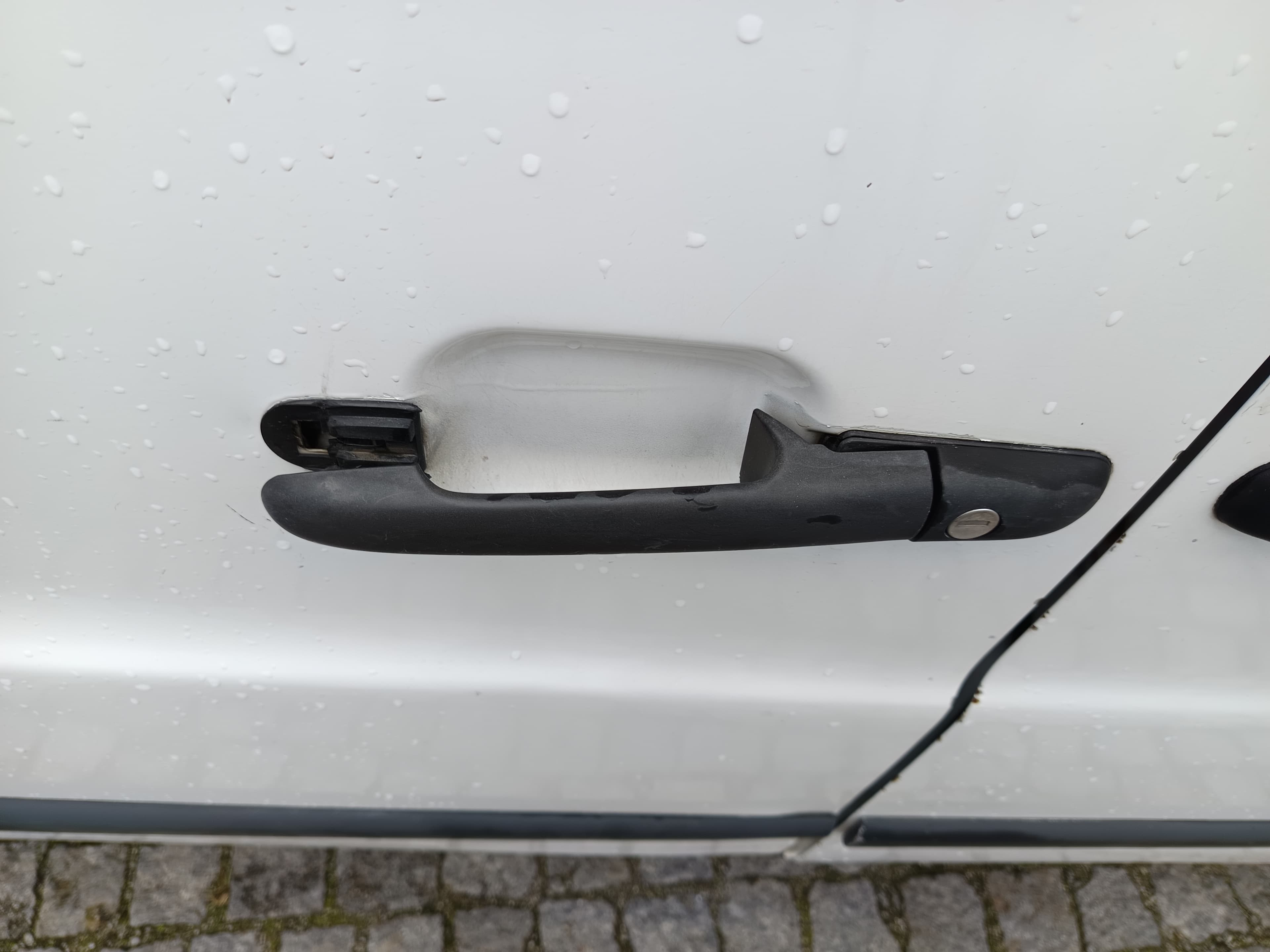 Mercedes-Benz 110 · Ano 2000 — imagem 19