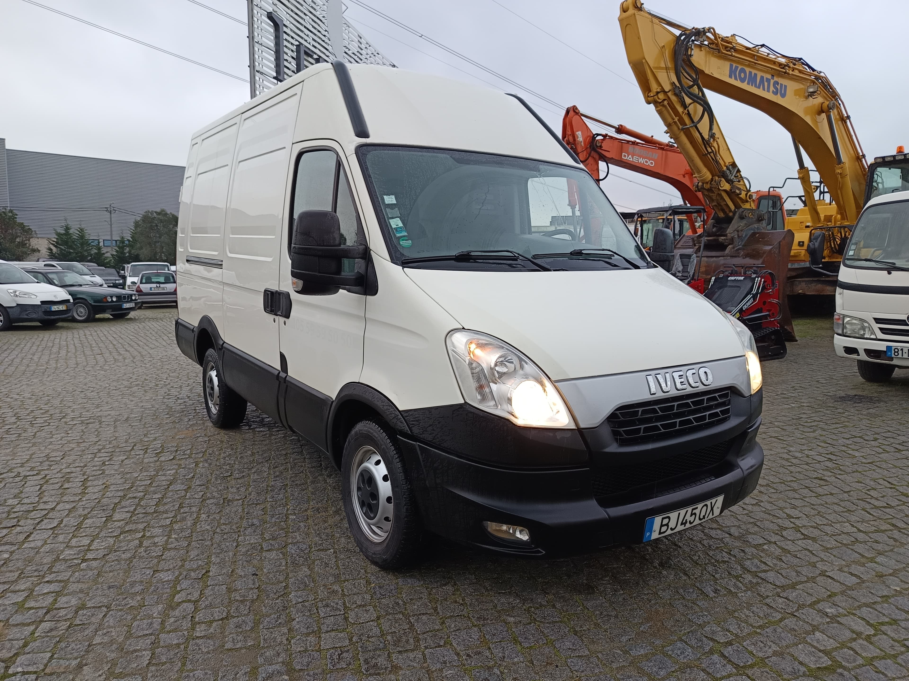 Iveco Daily · Ano 2014 — imagem 3