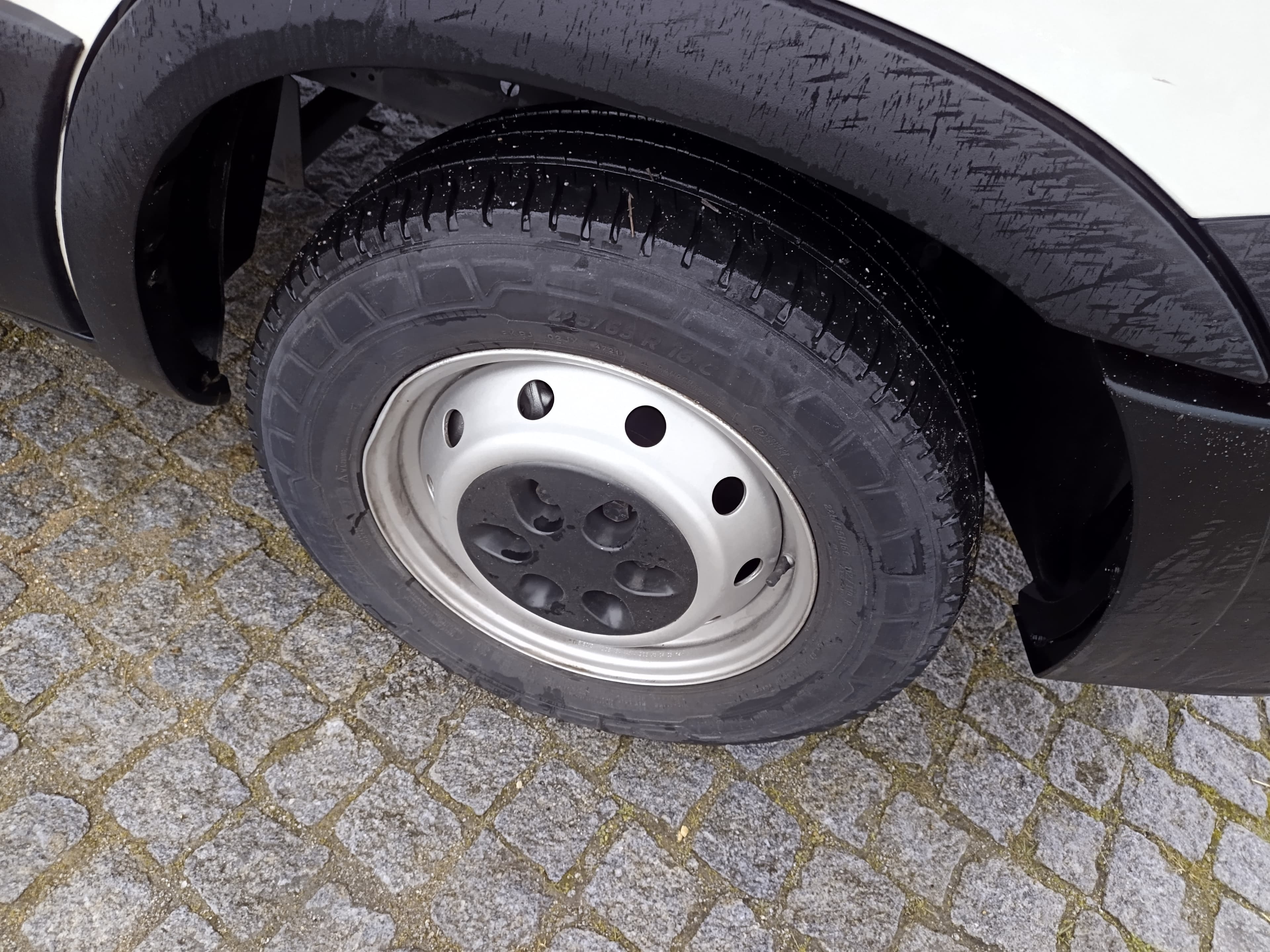 Iveco Daily · Ano 2014 — imagem 8
