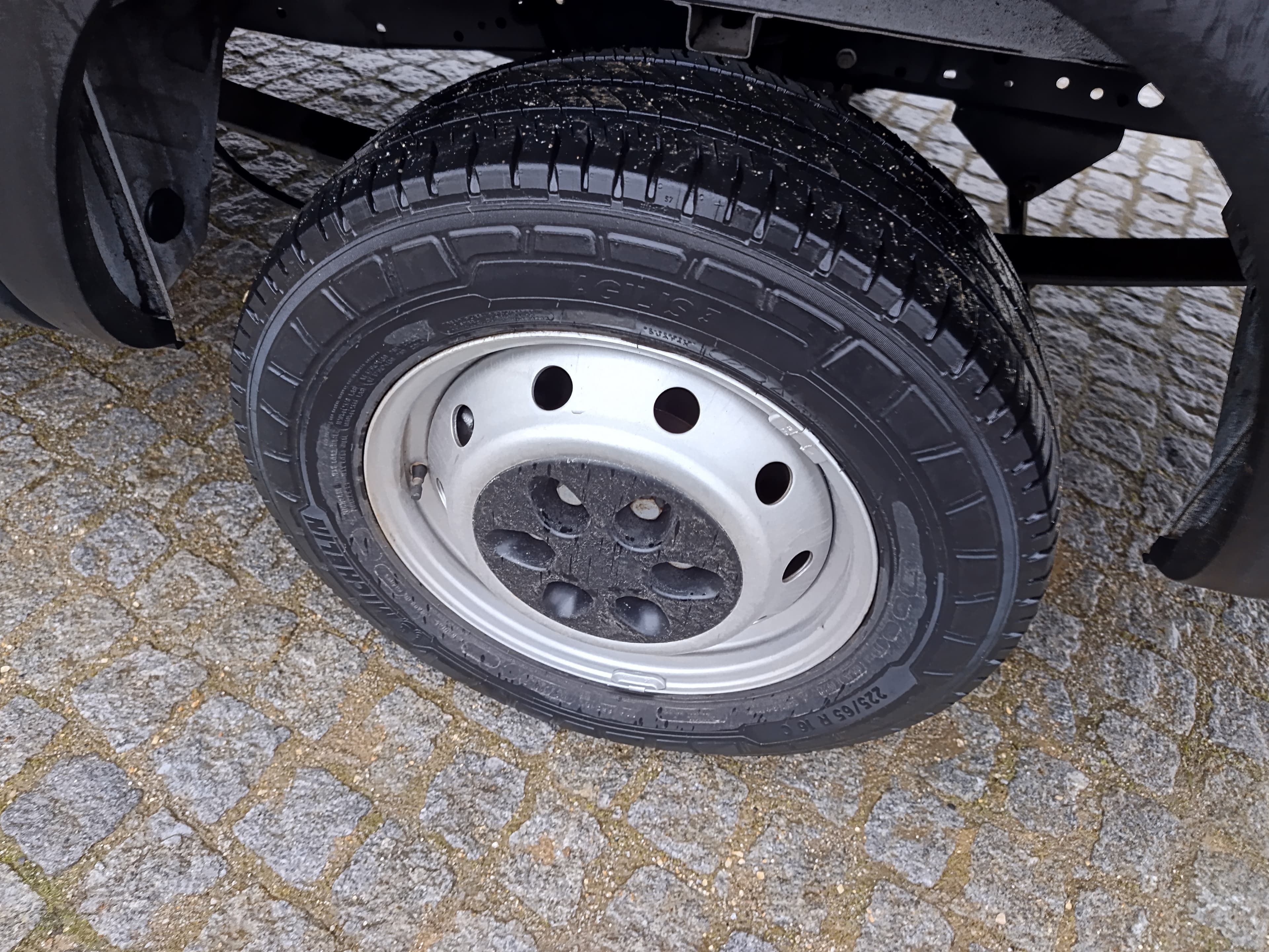 Iveco Daily · Ano 2014 — imagem 11