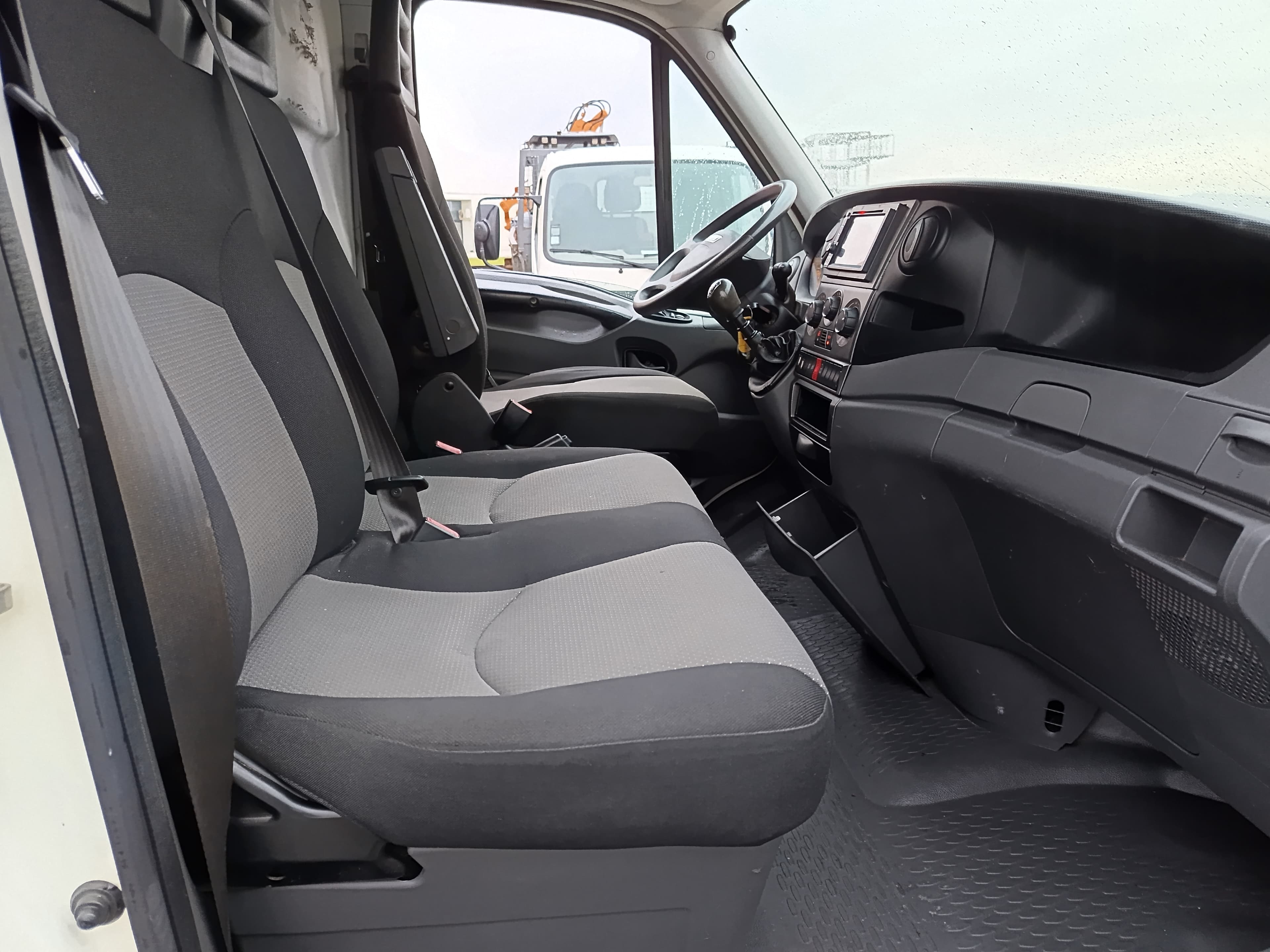 Iveco Daily · Ano 2014 — imagem 21