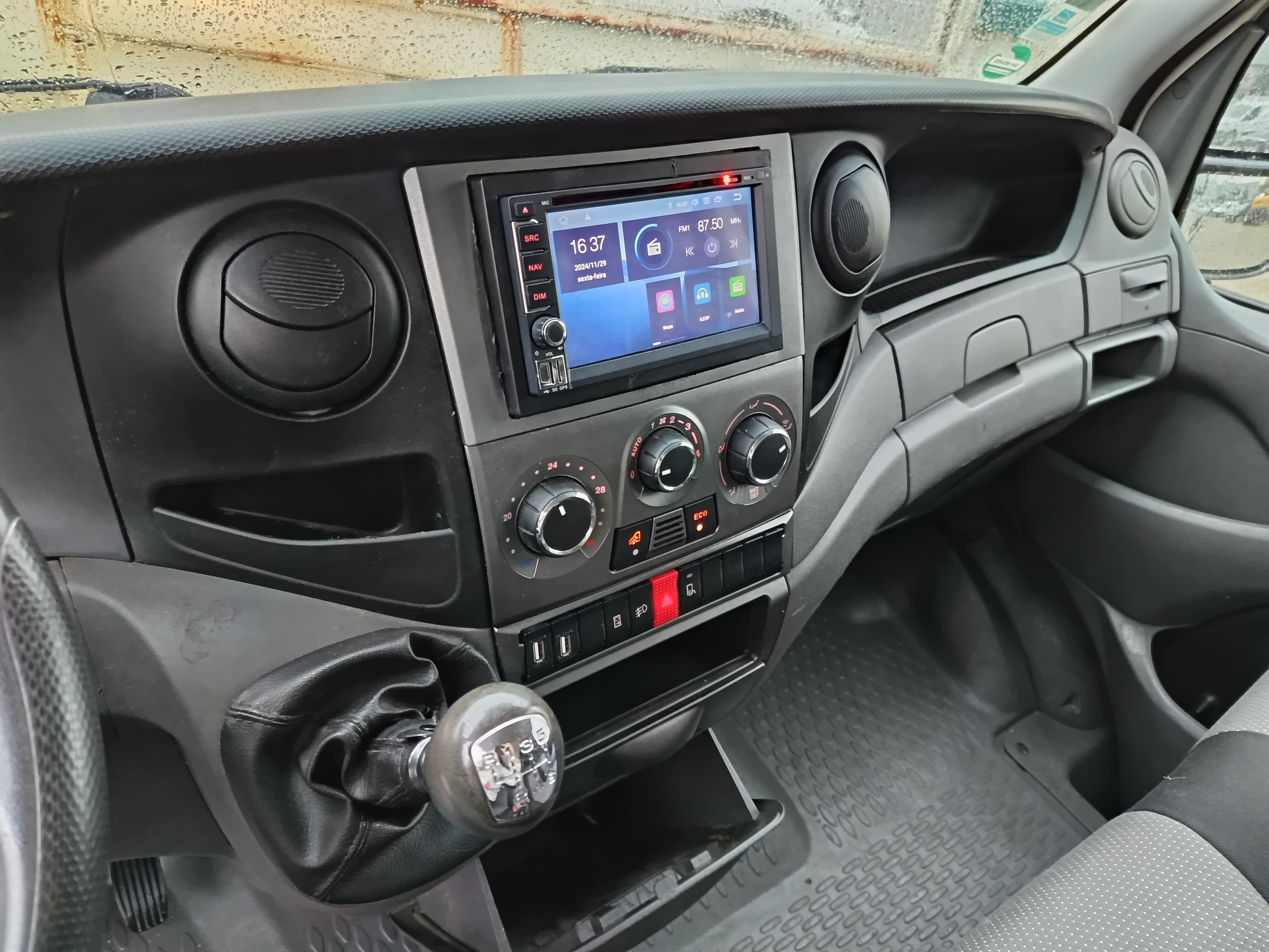Iveco Daily · Ano 2014 — imagem 26