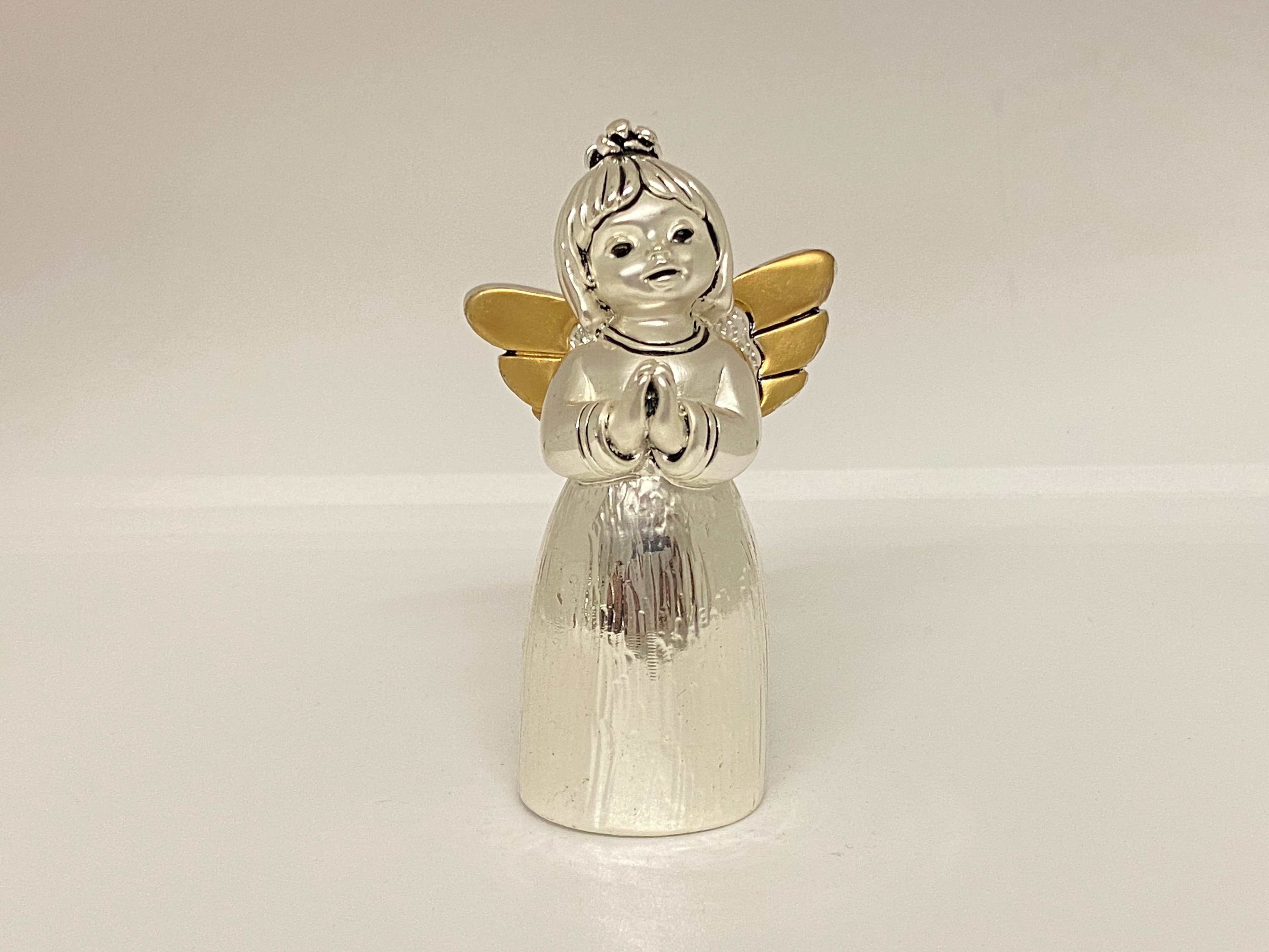 Anjo em oração — imagem 1