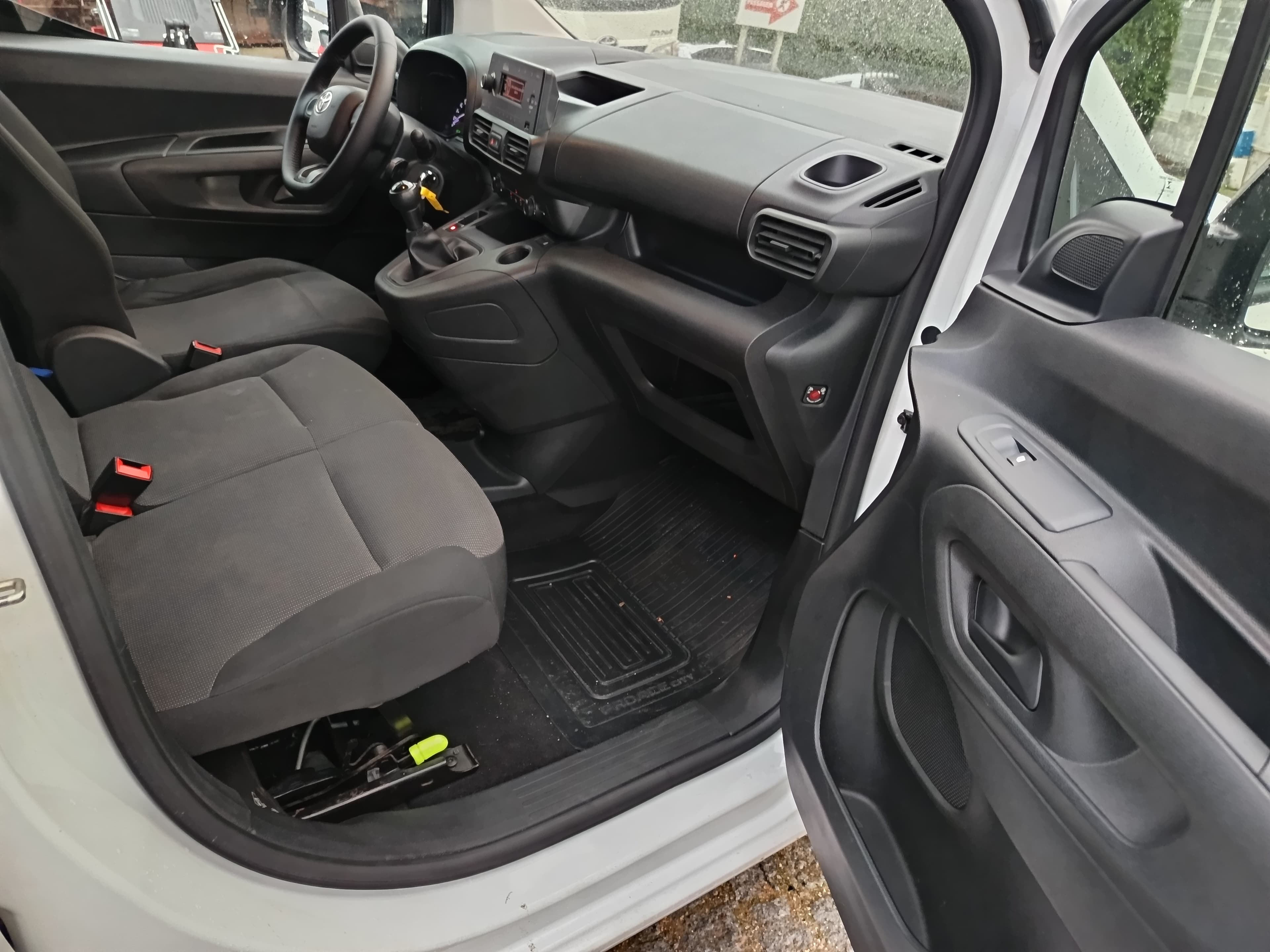 Toyota Proace City · Ano 2021 — imagen 17