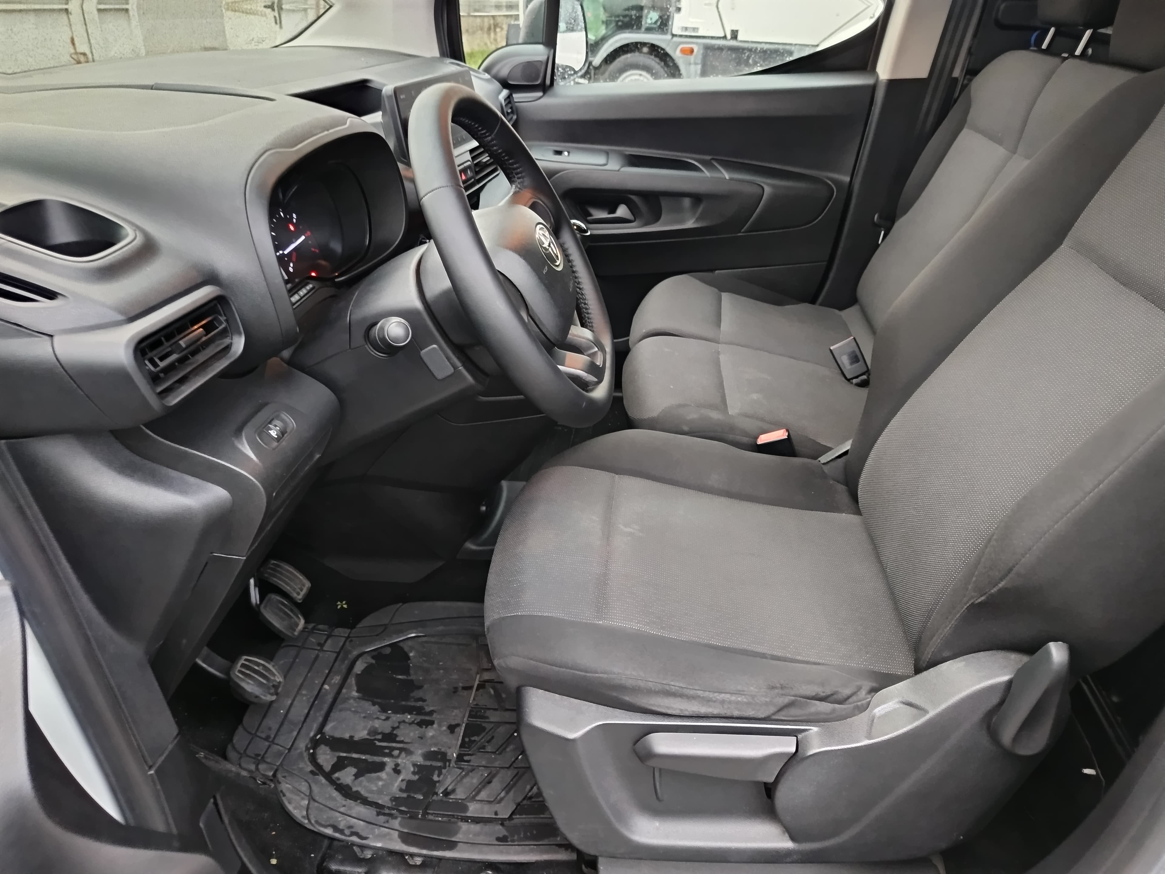 Toyota Proace City · Ano 2021 — imagen 23