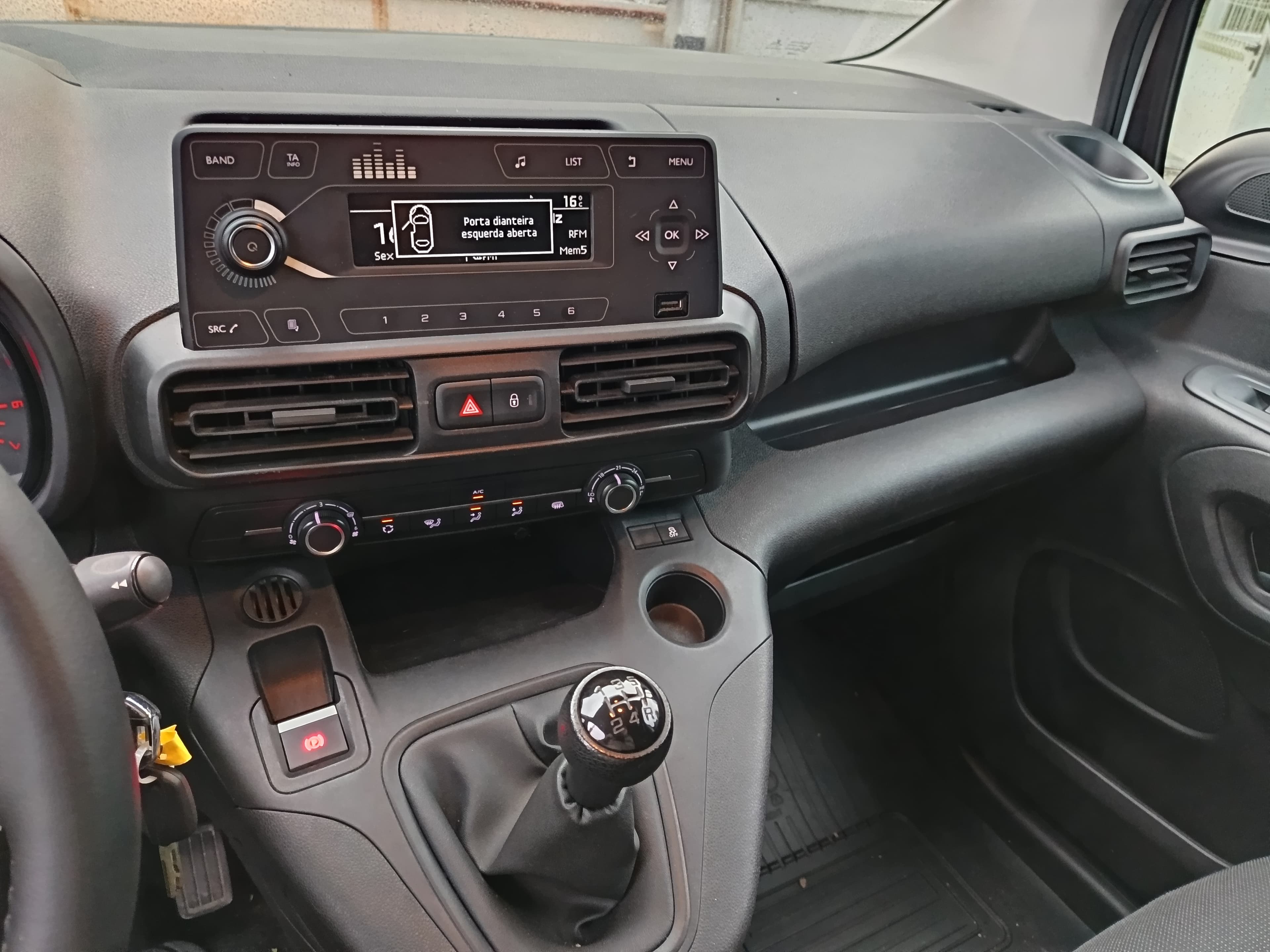Toyota Proace City · Ano 2021 — imagen 26