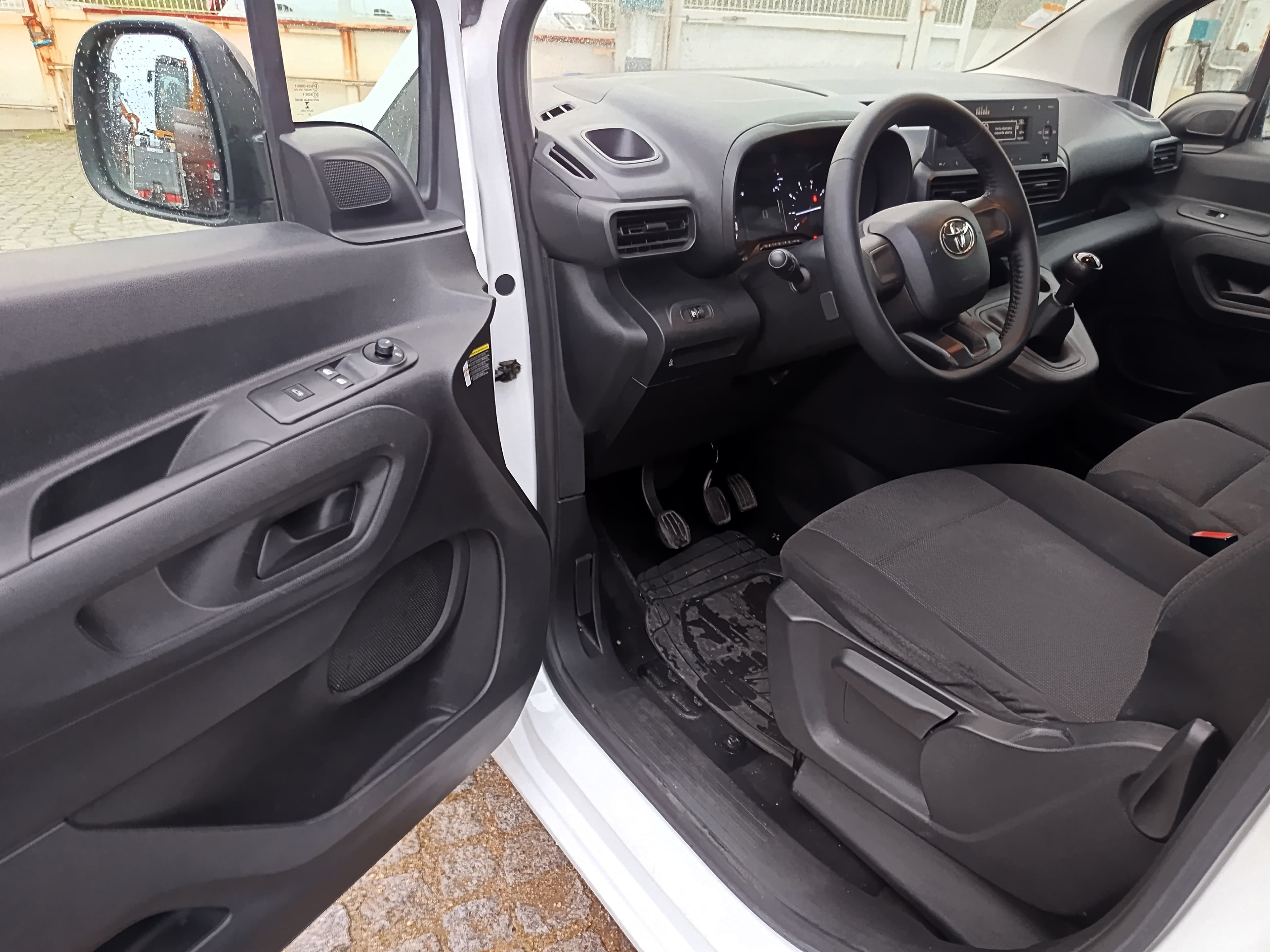 Toyota Proace City · Ano 2021 — imagen 21